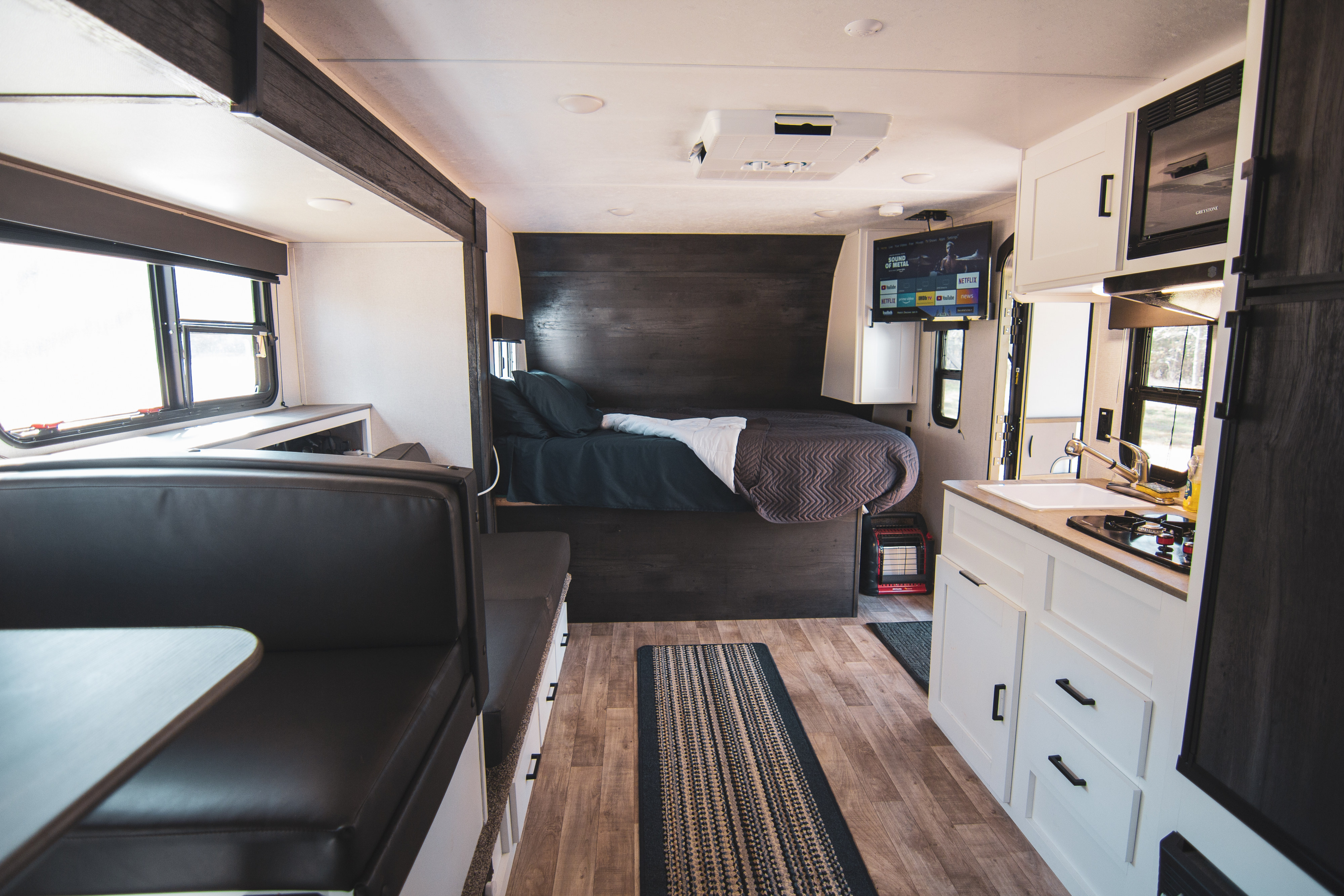 Travel trailer RV Rental 