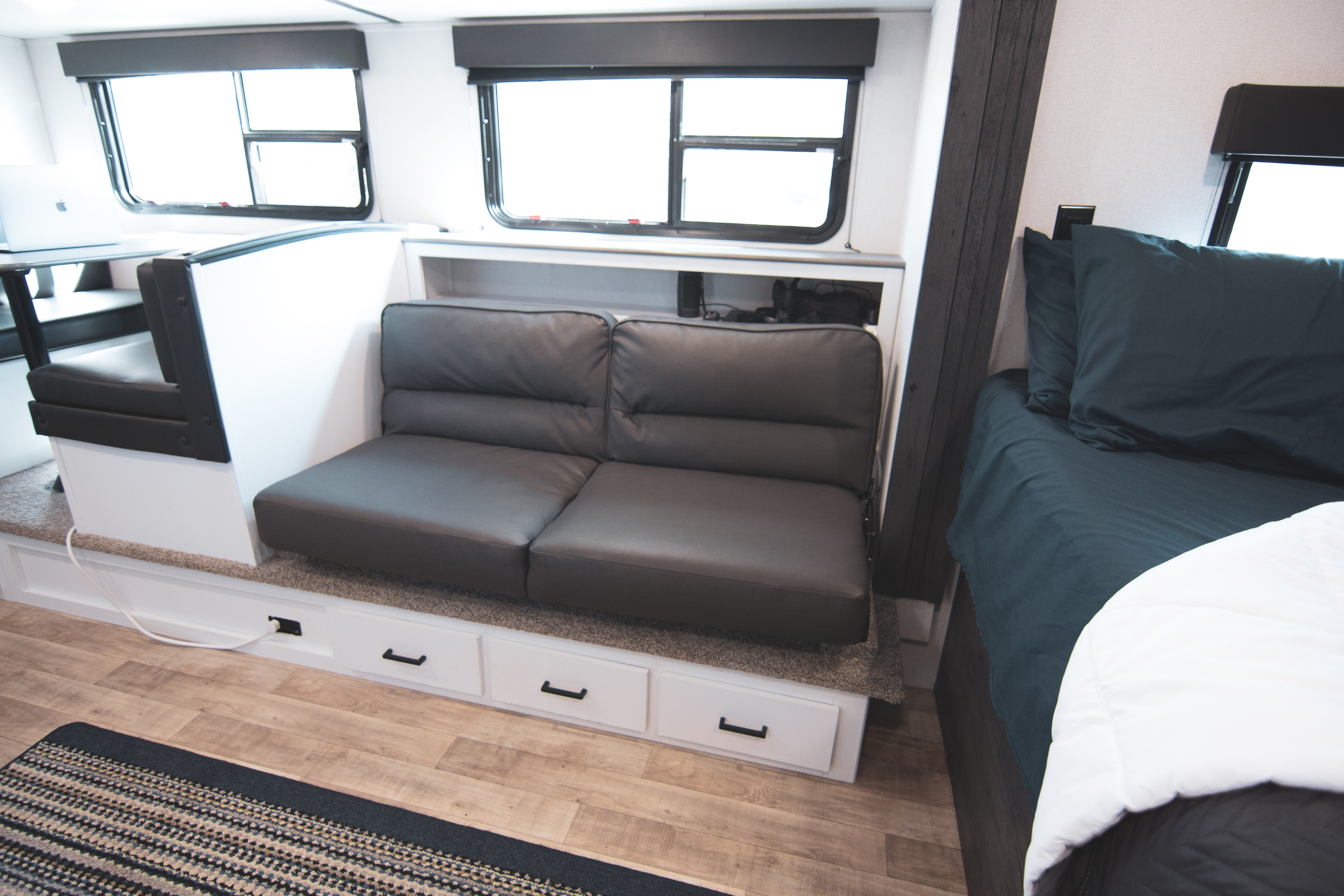 Travel trailer RV Rental 