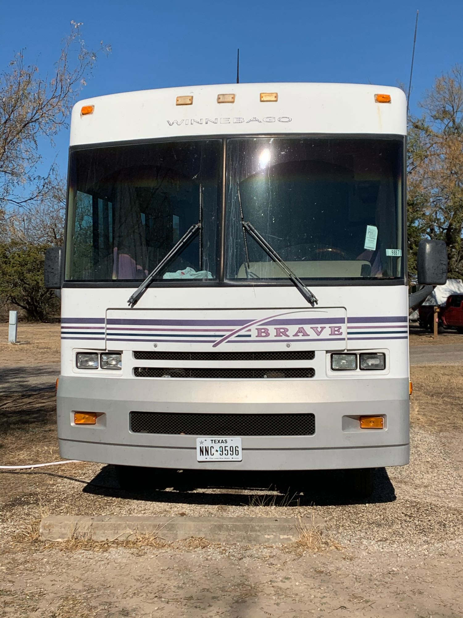 1998 Winnebago Brave Class A Rental in Buda, TX Outdoorsy