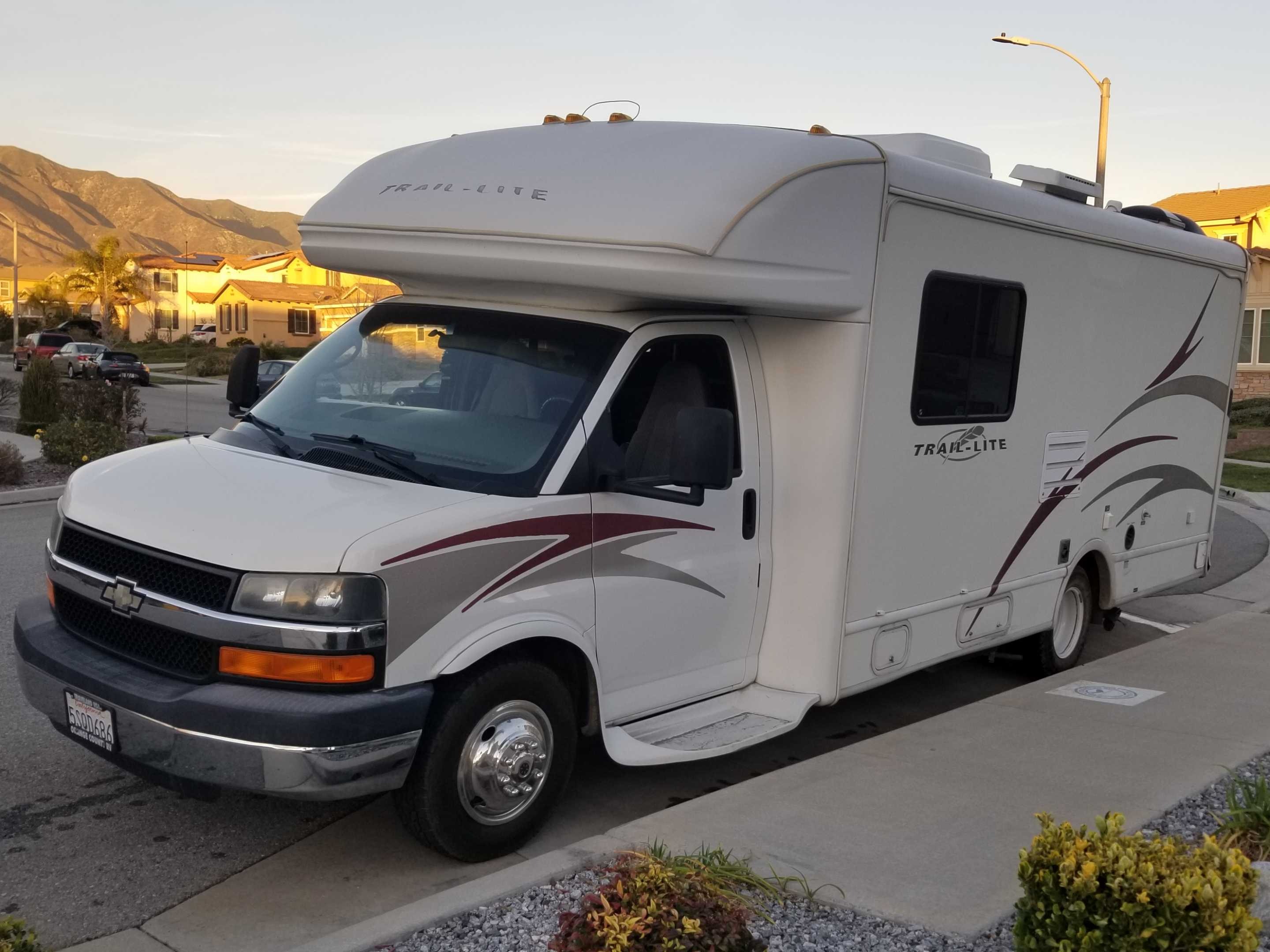 2005 R Vision Trail Lite 251 Class B Rental In Rancho Cucamonga Ca Outdoorsy