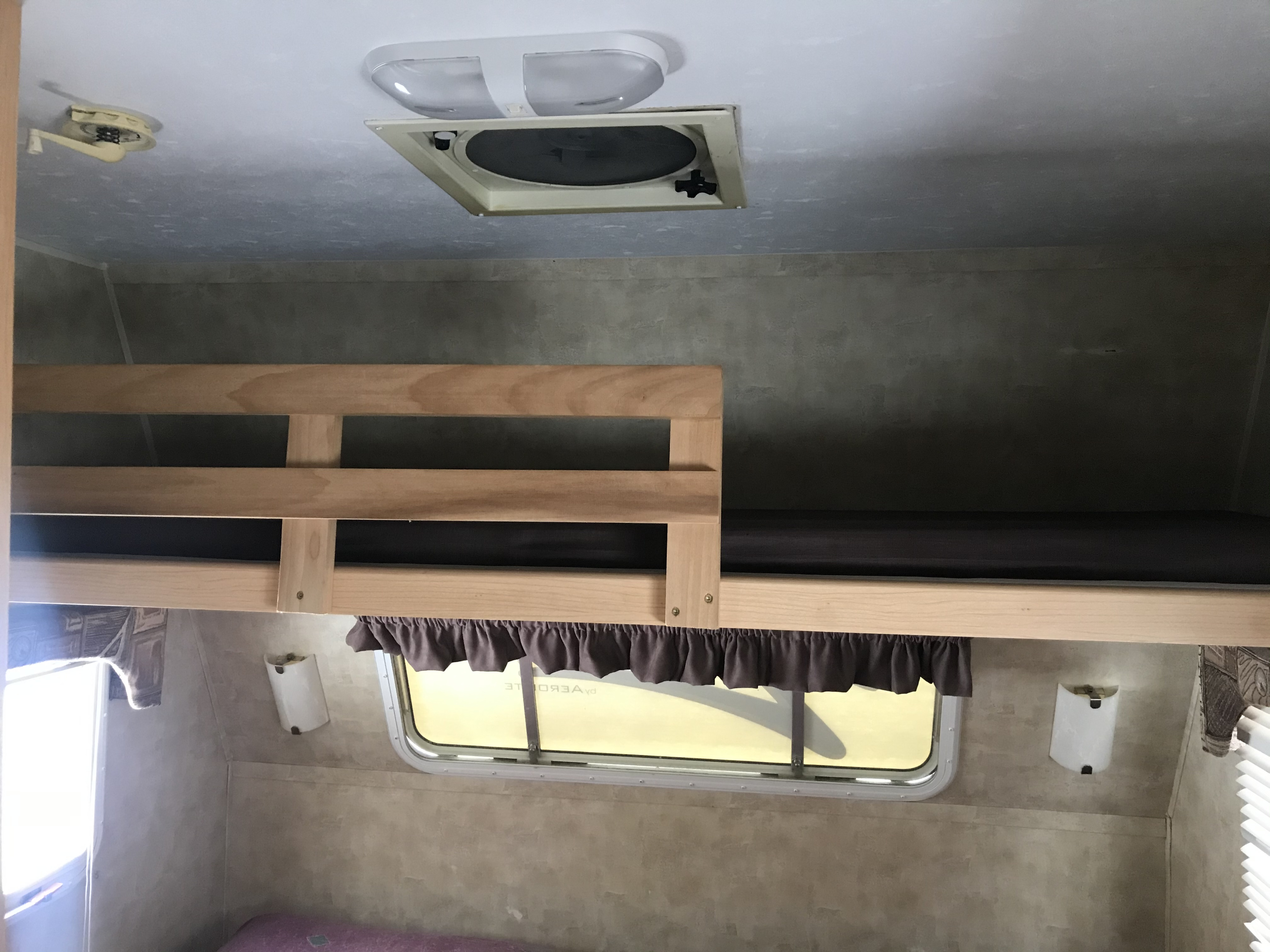 Kid's Bunk!. Aerolite Zoom 2007