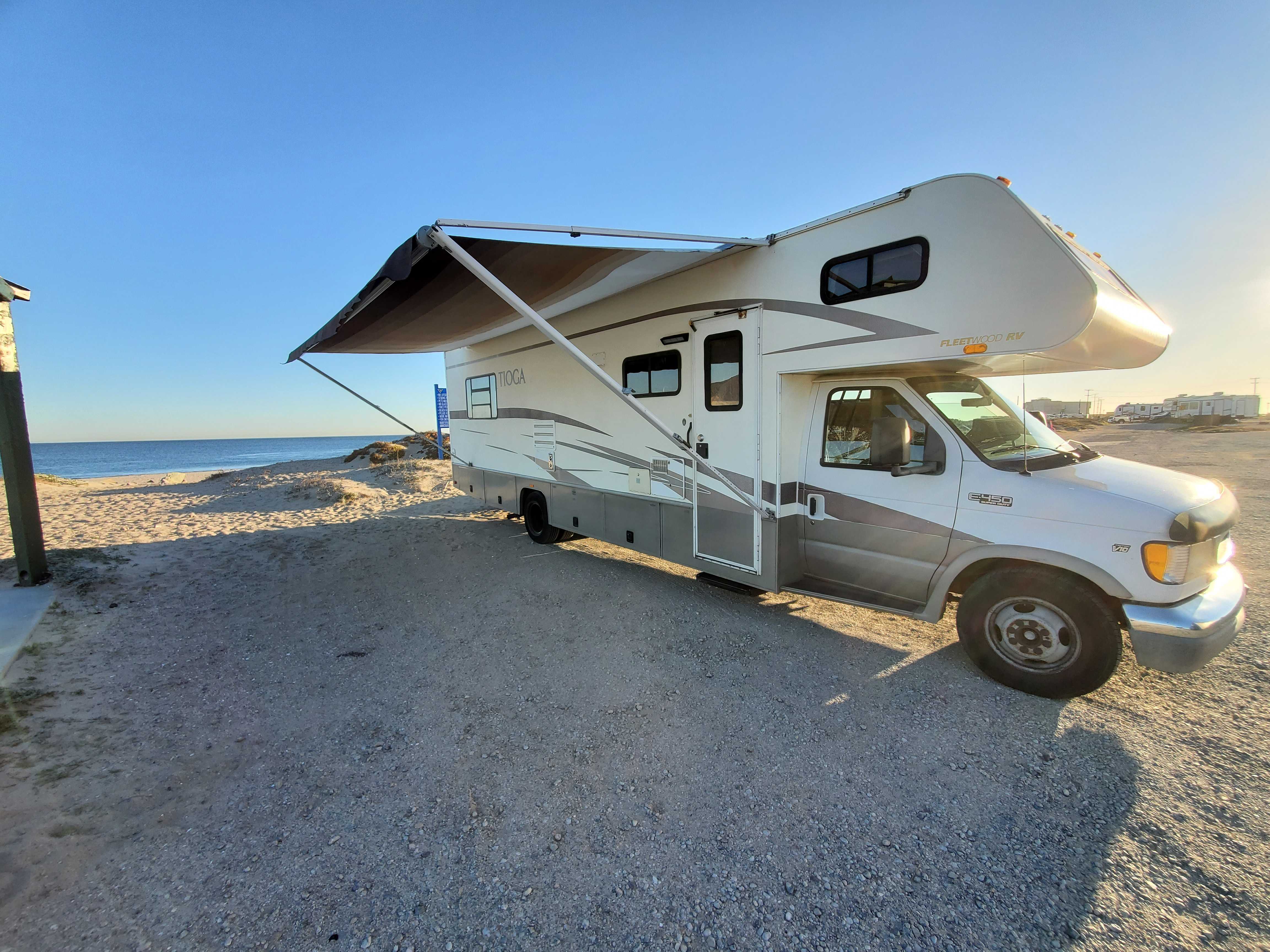 Fleetwood Tioga Sl Class C Rental In Camarillo Ca Outdoorsy