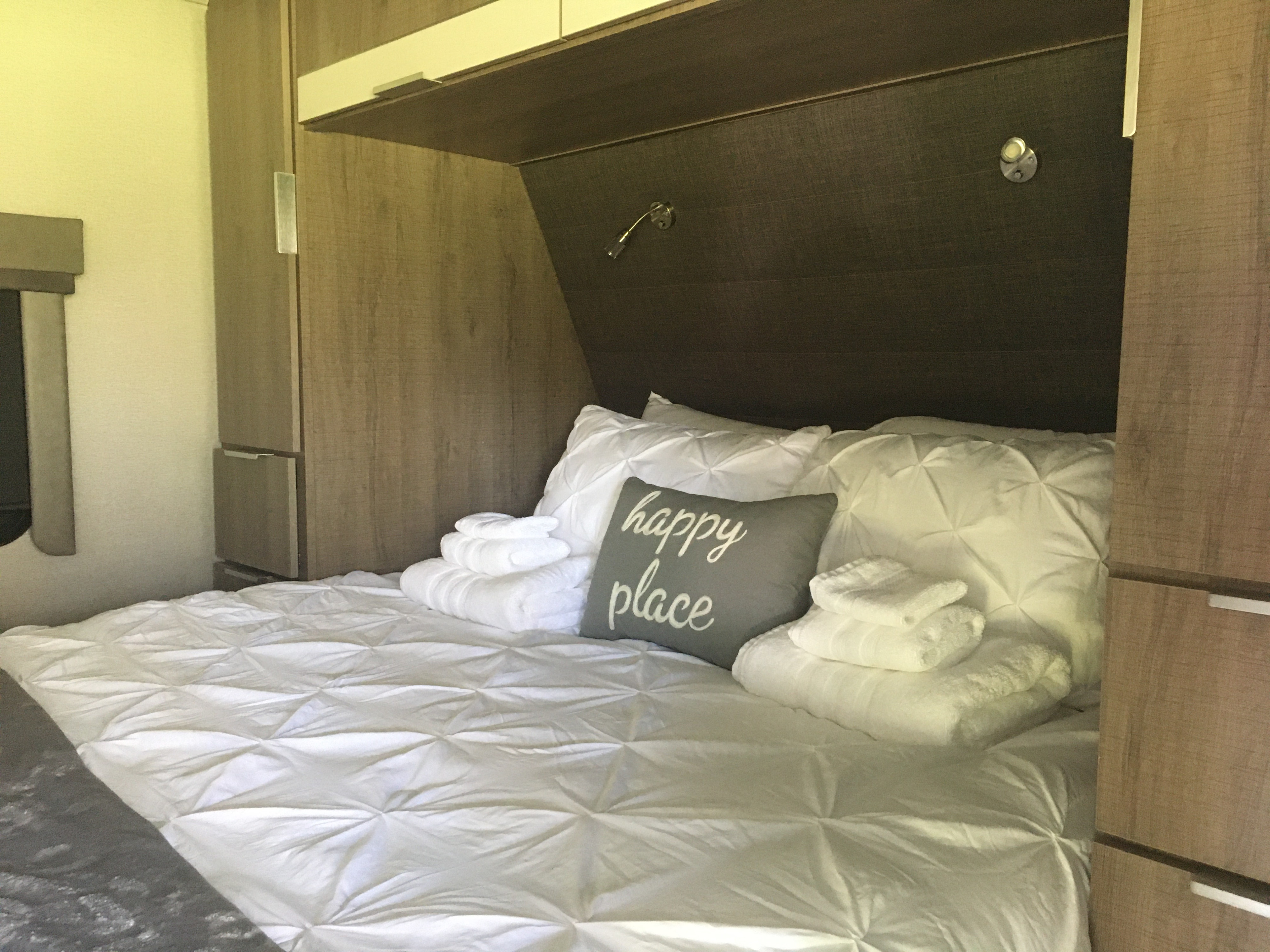 Hotel Grade Bedding and Towels supplied. Grand Design 2250RK 2021