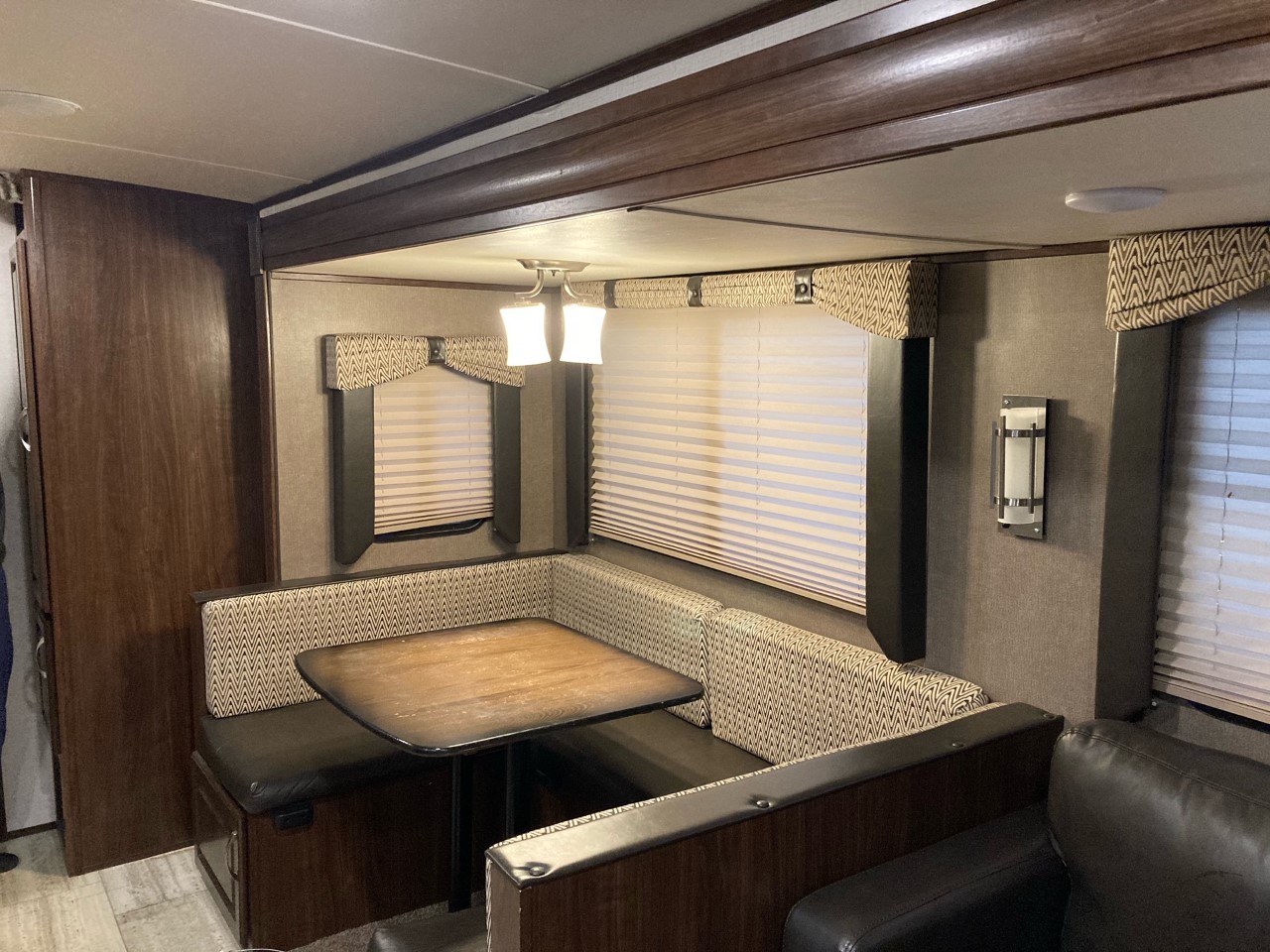 Travel trailer RV Rental 