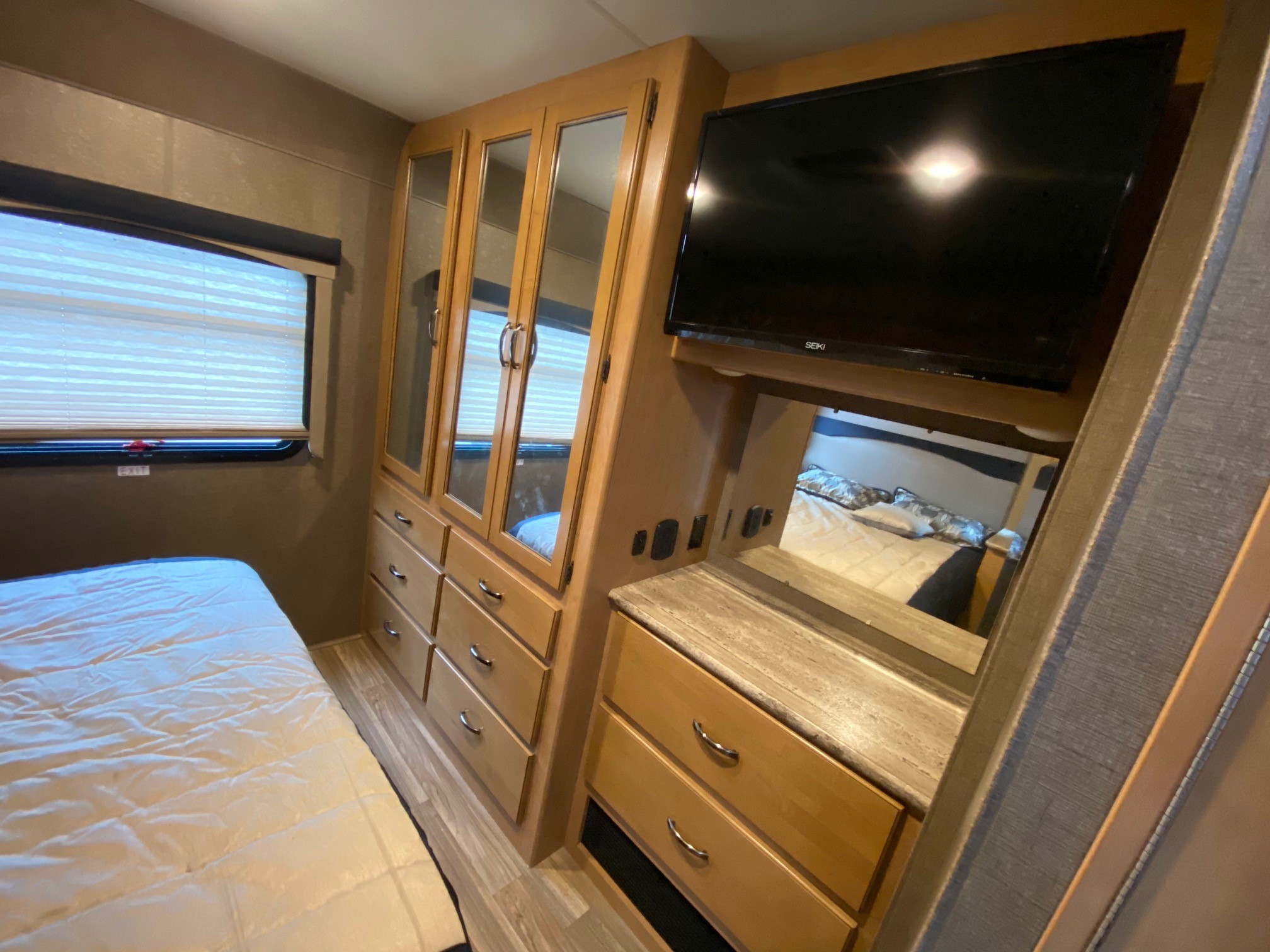 Thor Motor Coach A.C.E 2017