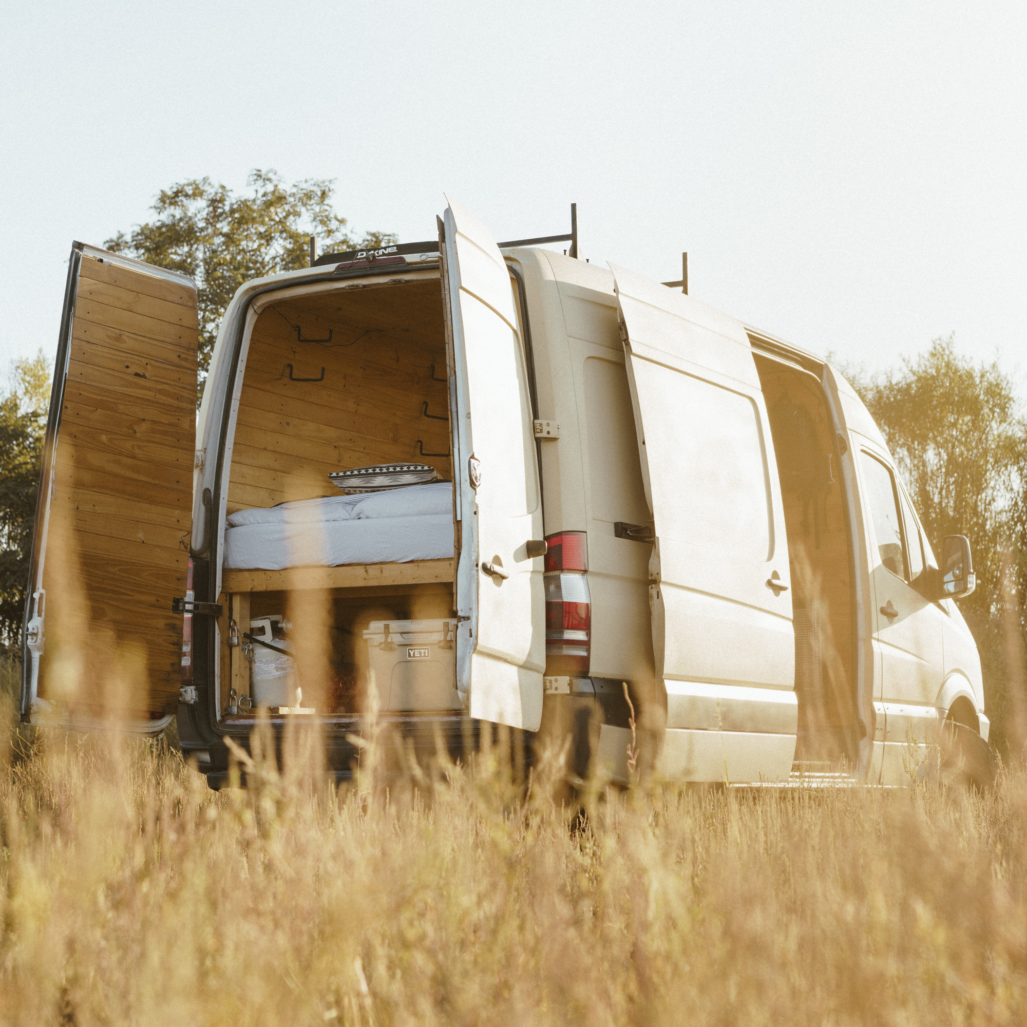 Van Campeur Camper Van Ã Louer 2008 Dodge Sprinter Camper Van