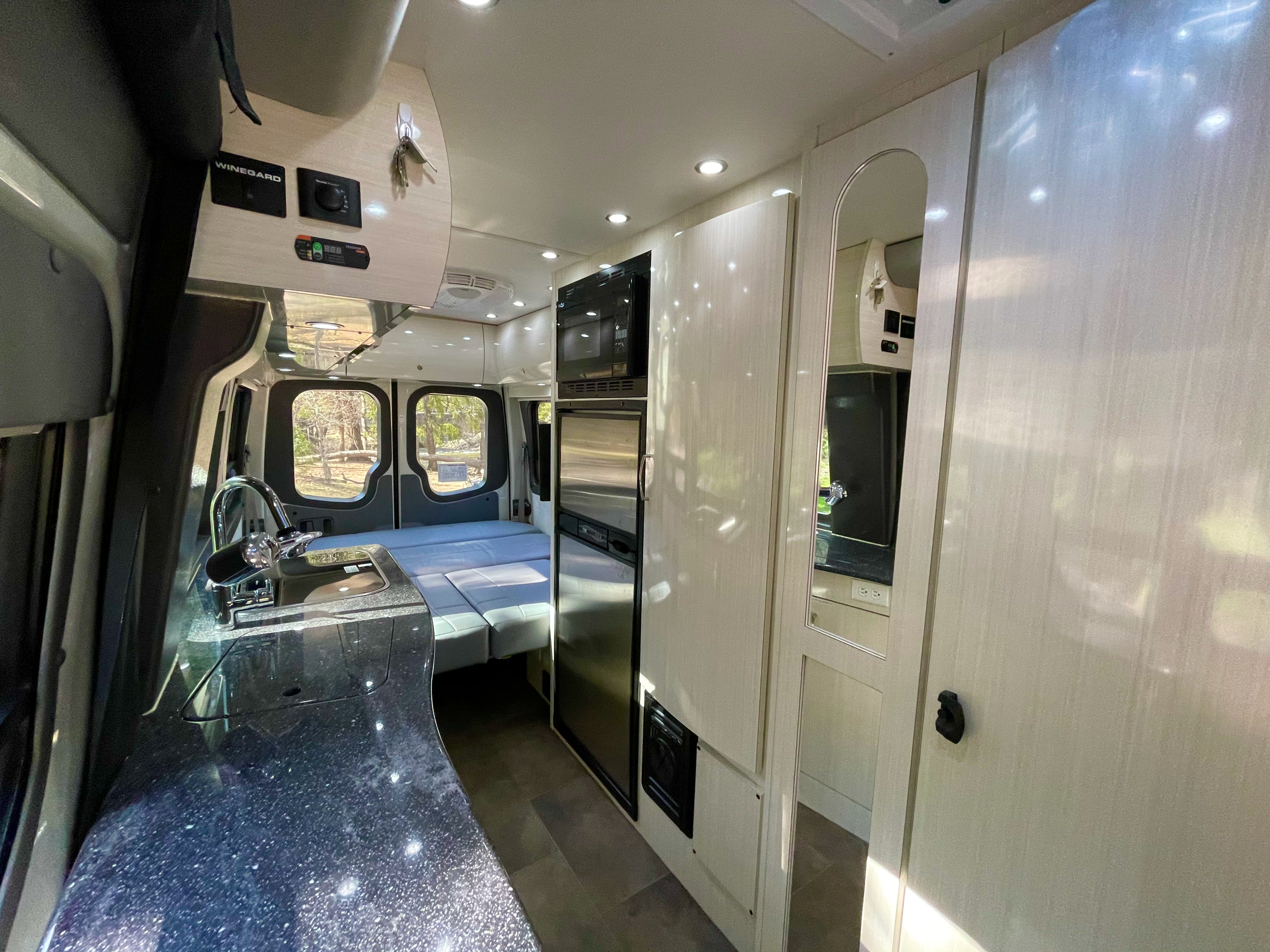 The entertainment area becomes a queen size, memory foam bed. You'll sleep well after a day of travel or sightseeing.. Pleasure Way Plateau Ts 2018