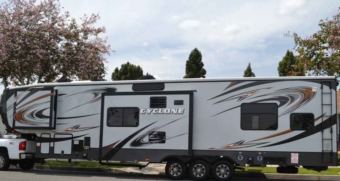 2014 Heartland Cyclone CY 3800