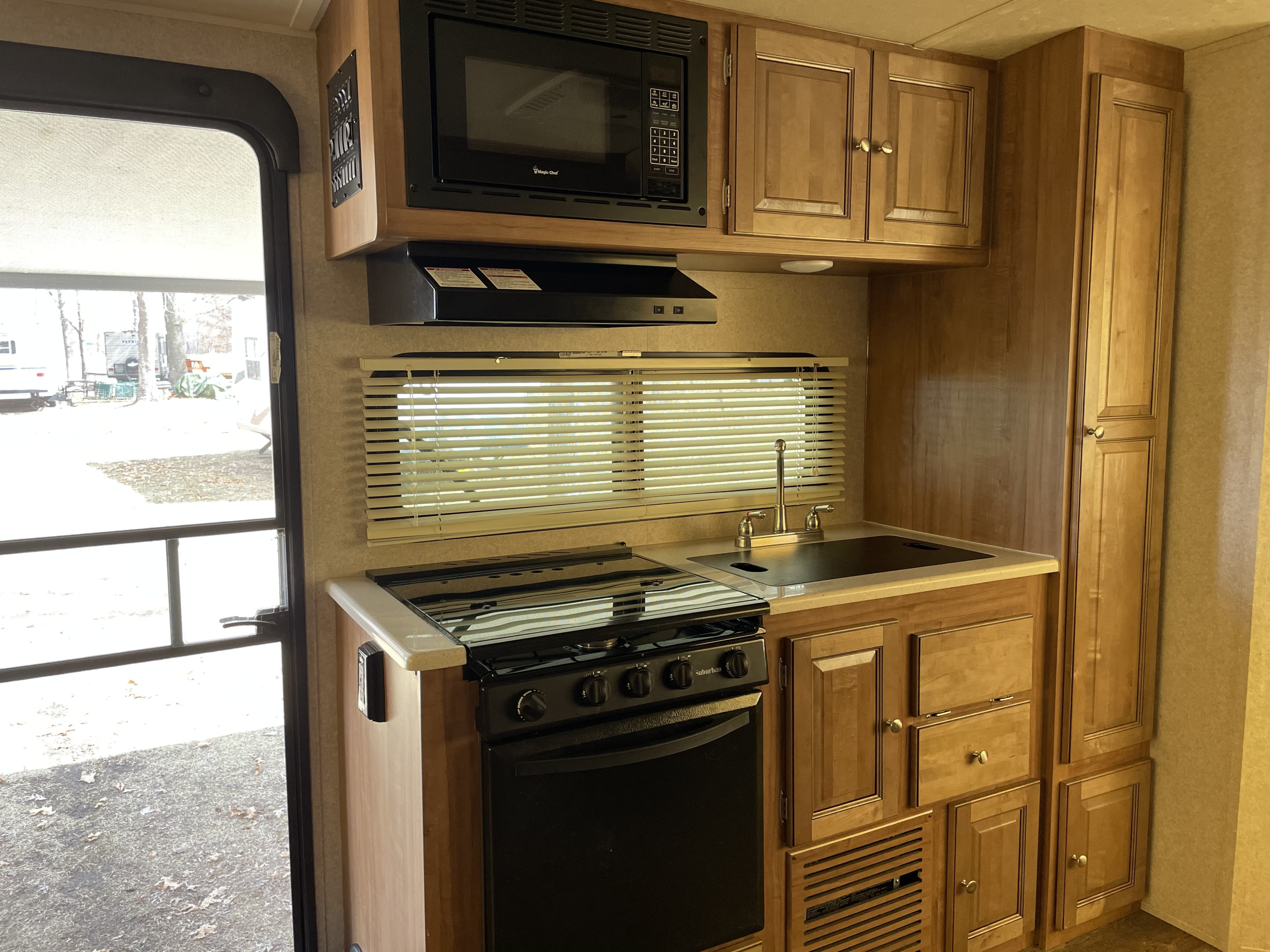 Travel trailer RV Rental 