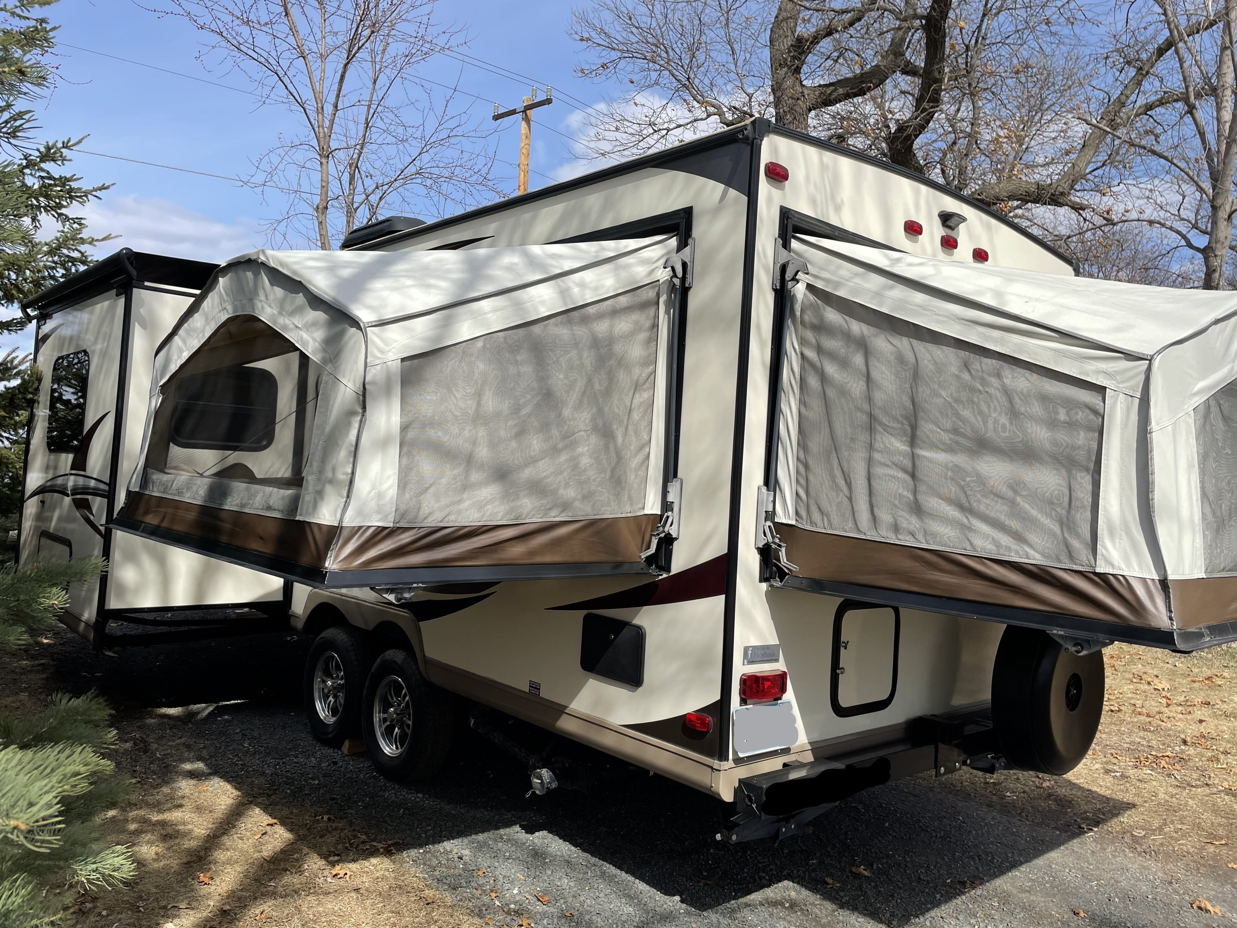 Travel trailer RV Rental 