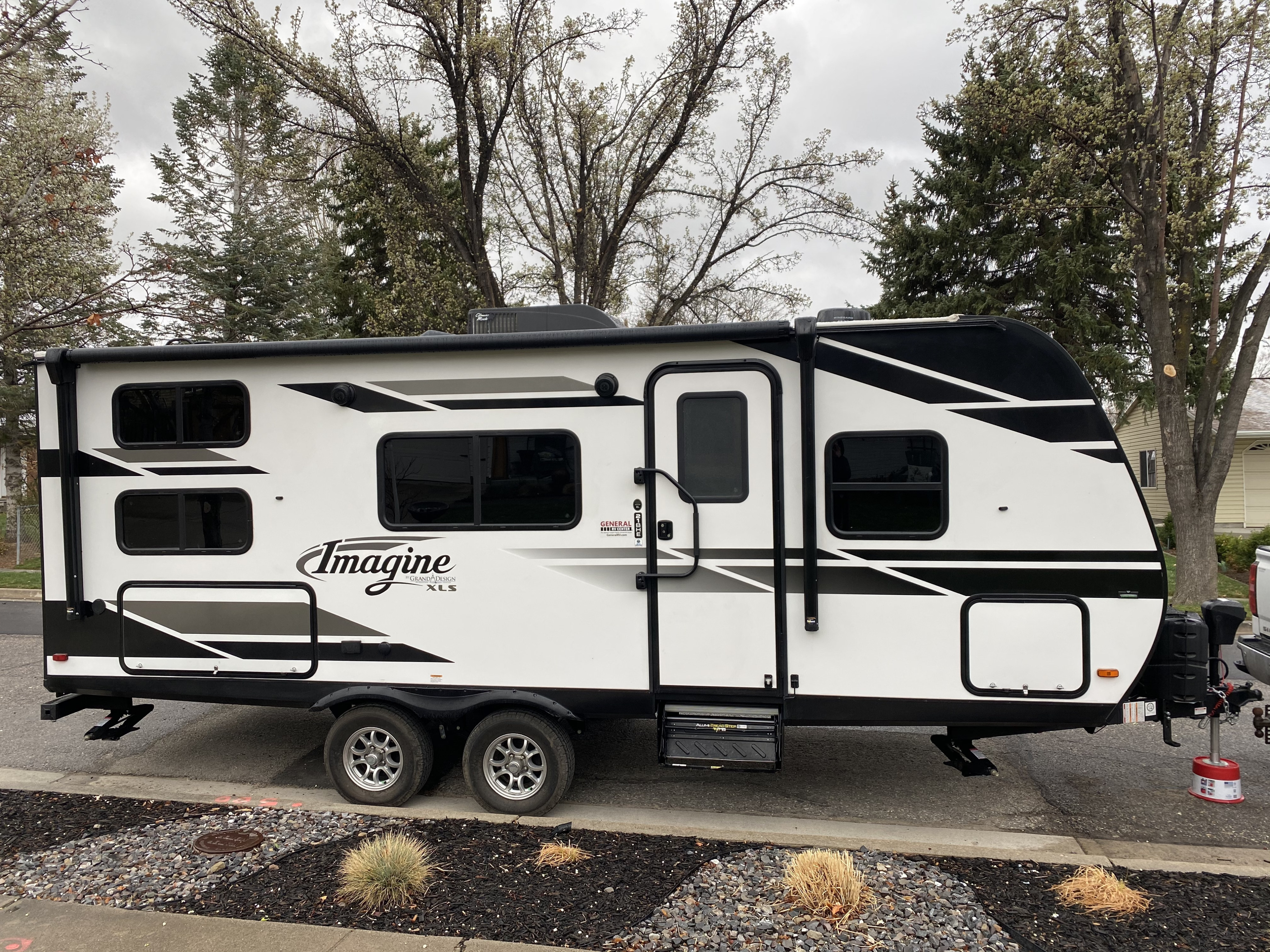 Travel trailer RV Rental 