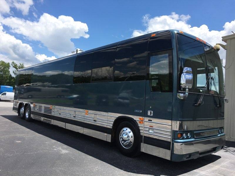 Picture of 2003 Prevost Le Mirage