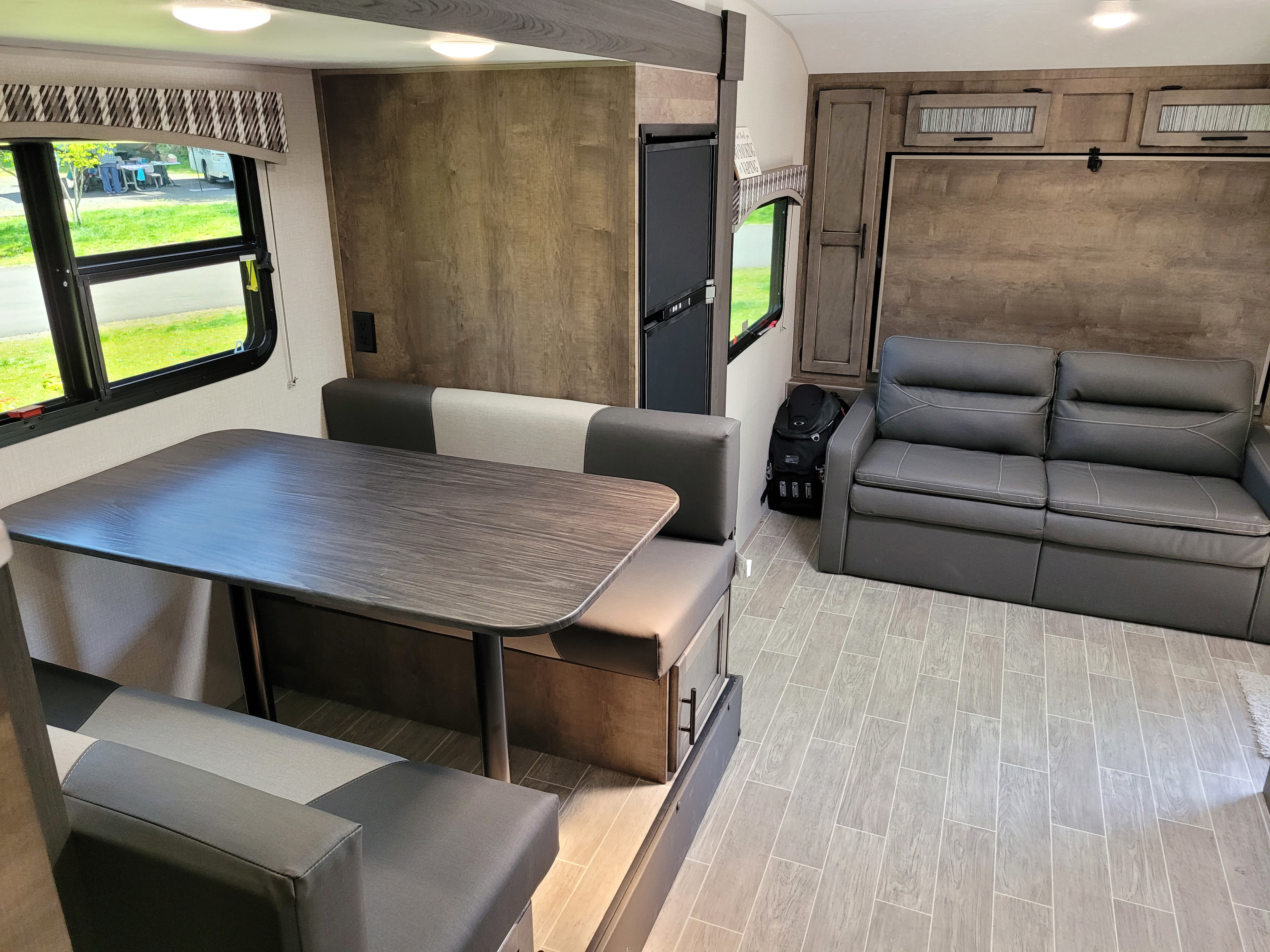 Travel trailer RV Rental 