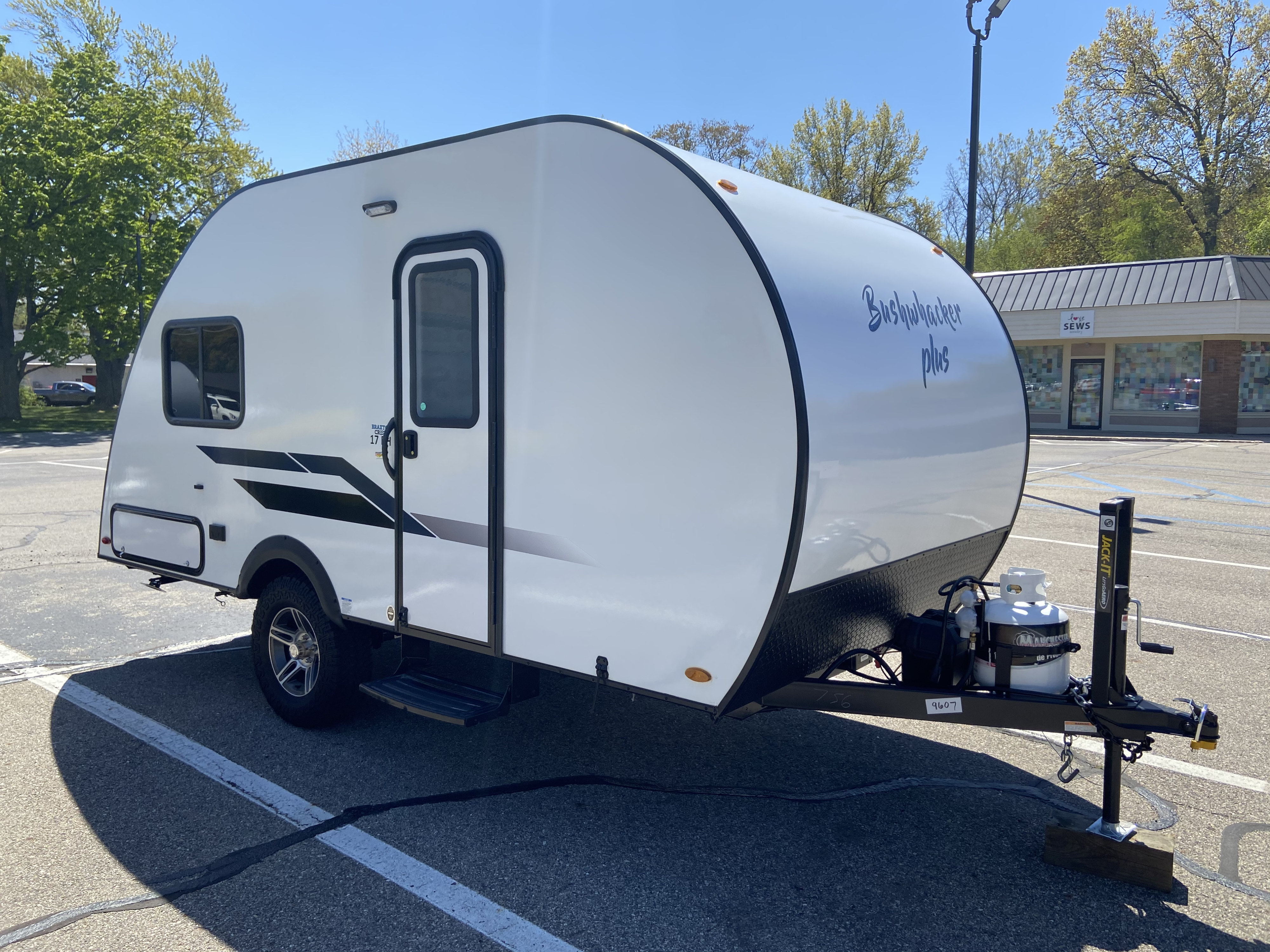 Bushwacker Plus 17BH