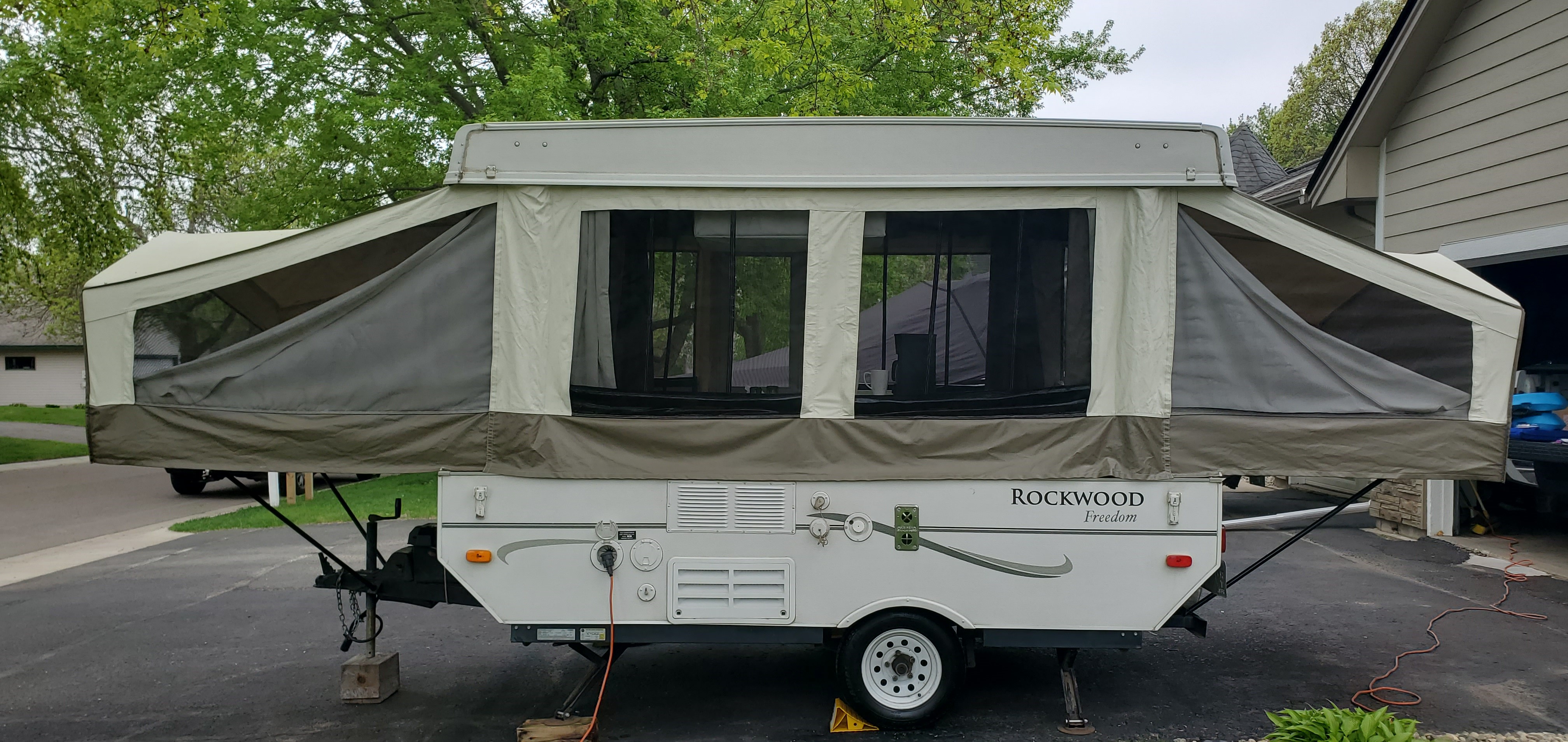 Folding trailer RV Rental 