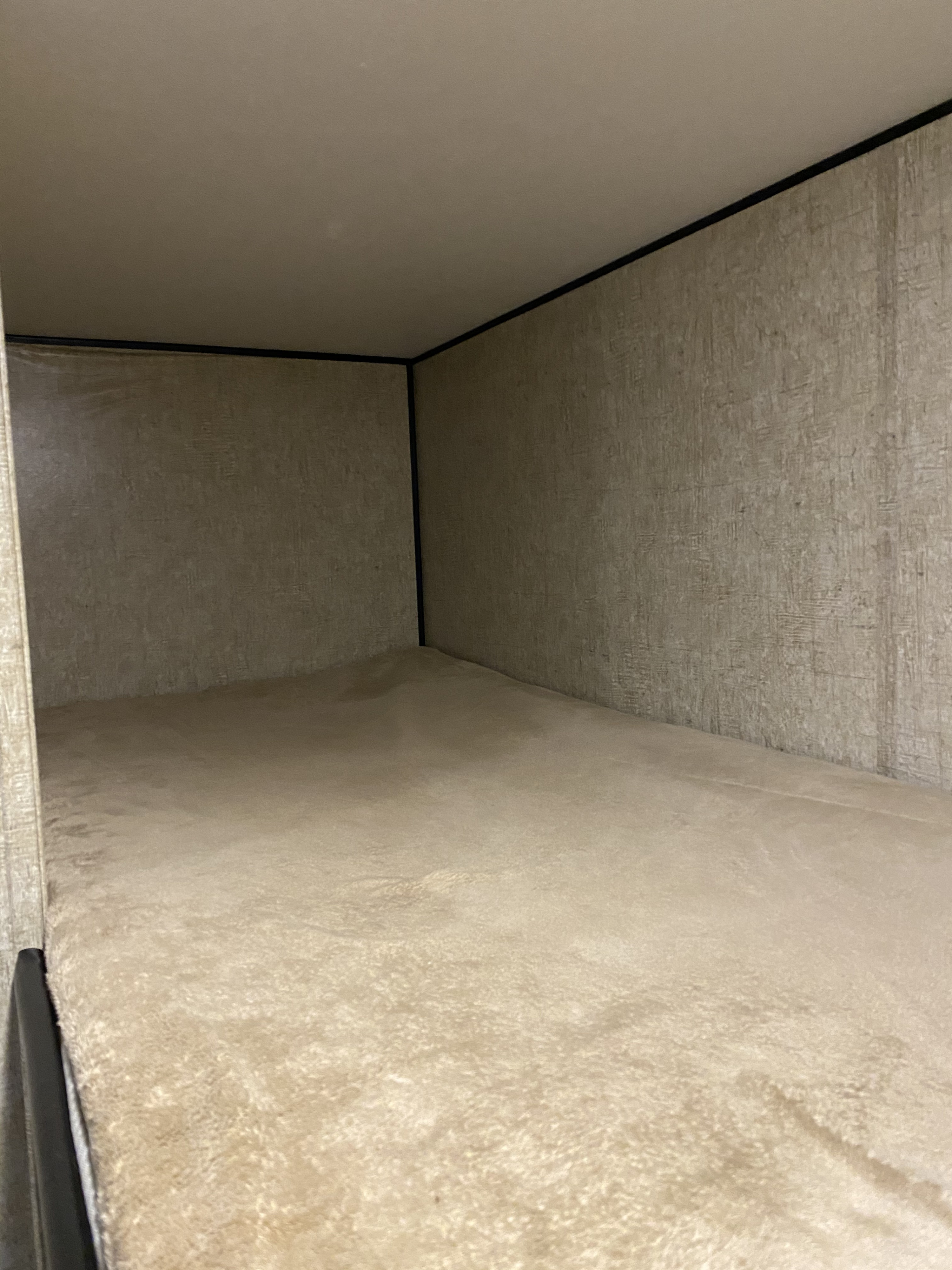 View inside the top bunk, kids enjoy this little cubby hideaway. K-Z Manufacturing Sportsmen 2017