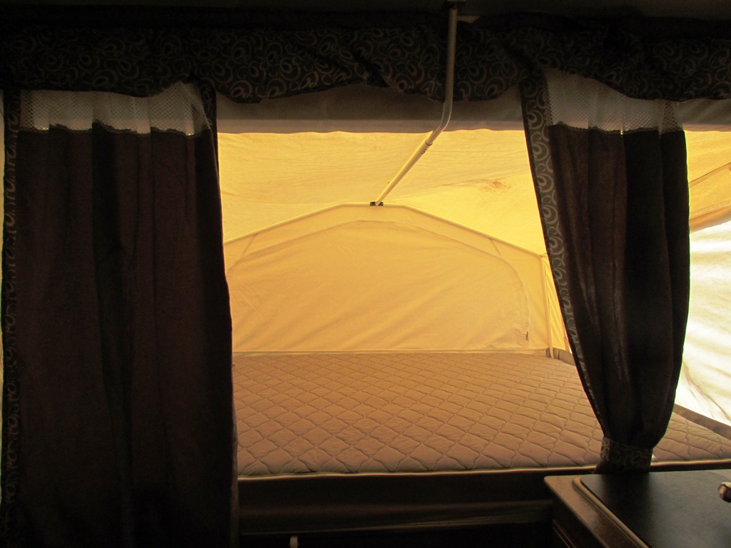 Bed #2 - Queen. Forest River Other 2015