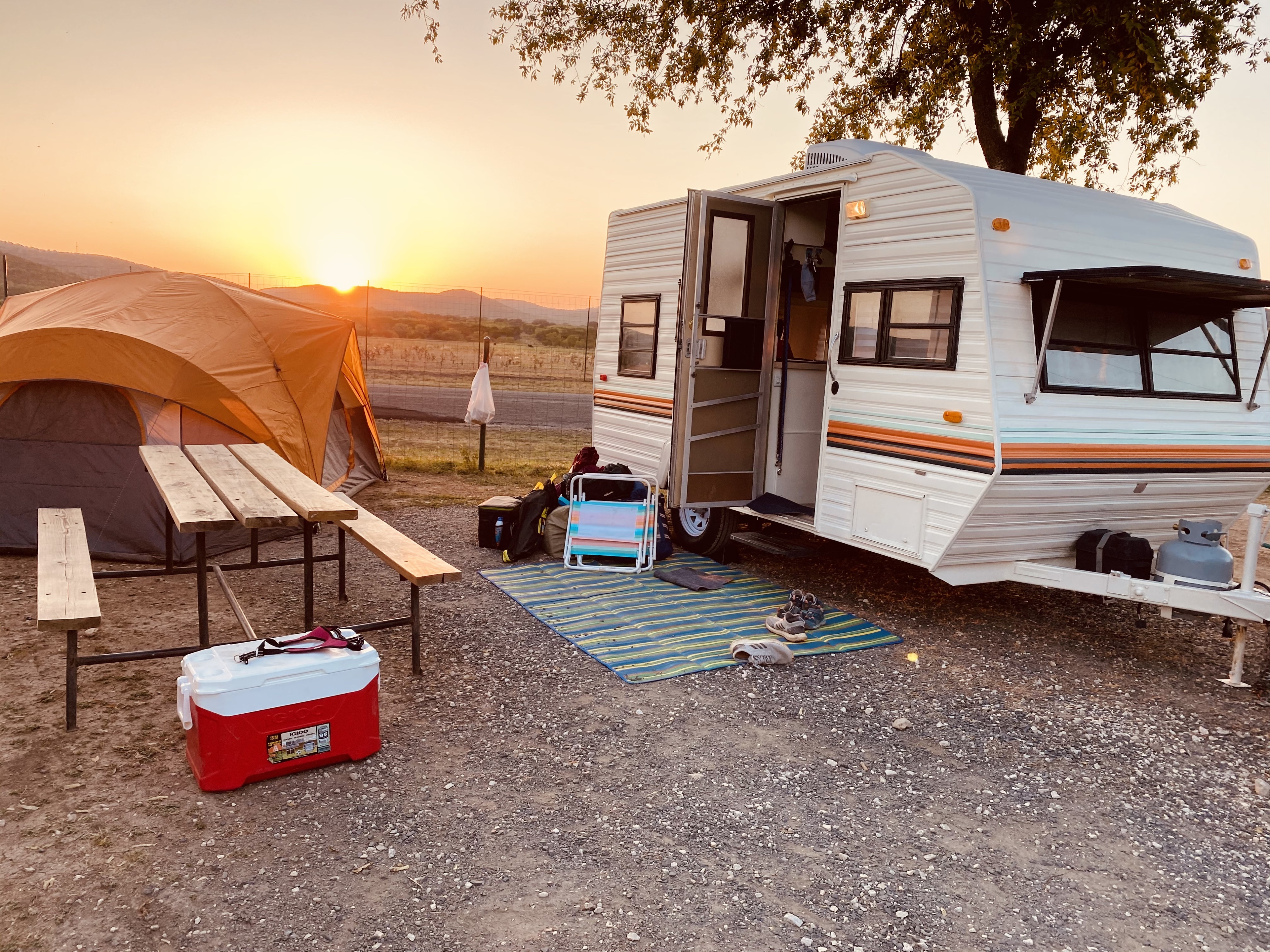 Travel trailer RV Rental 