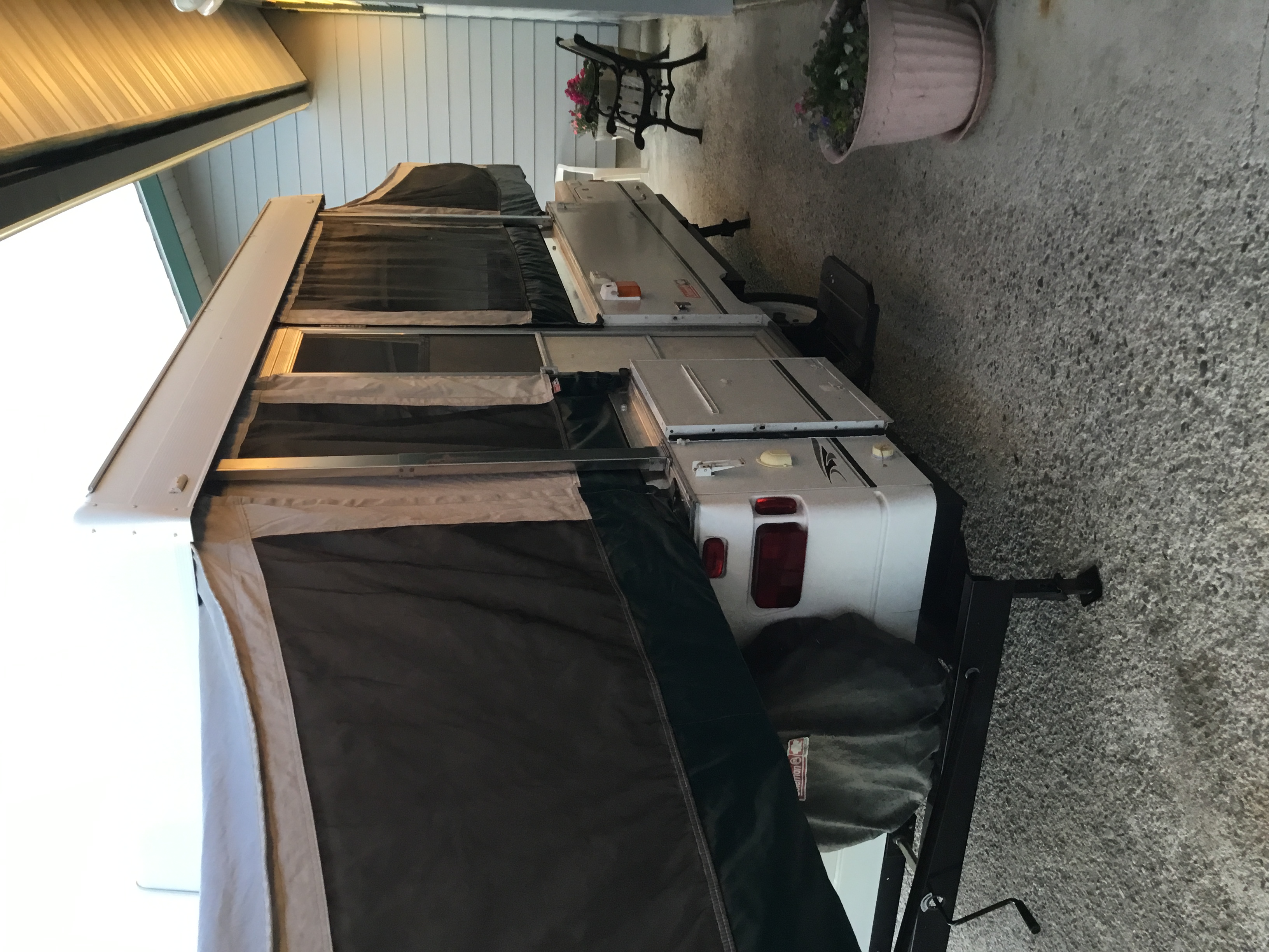 Folding trailer RV Rental 