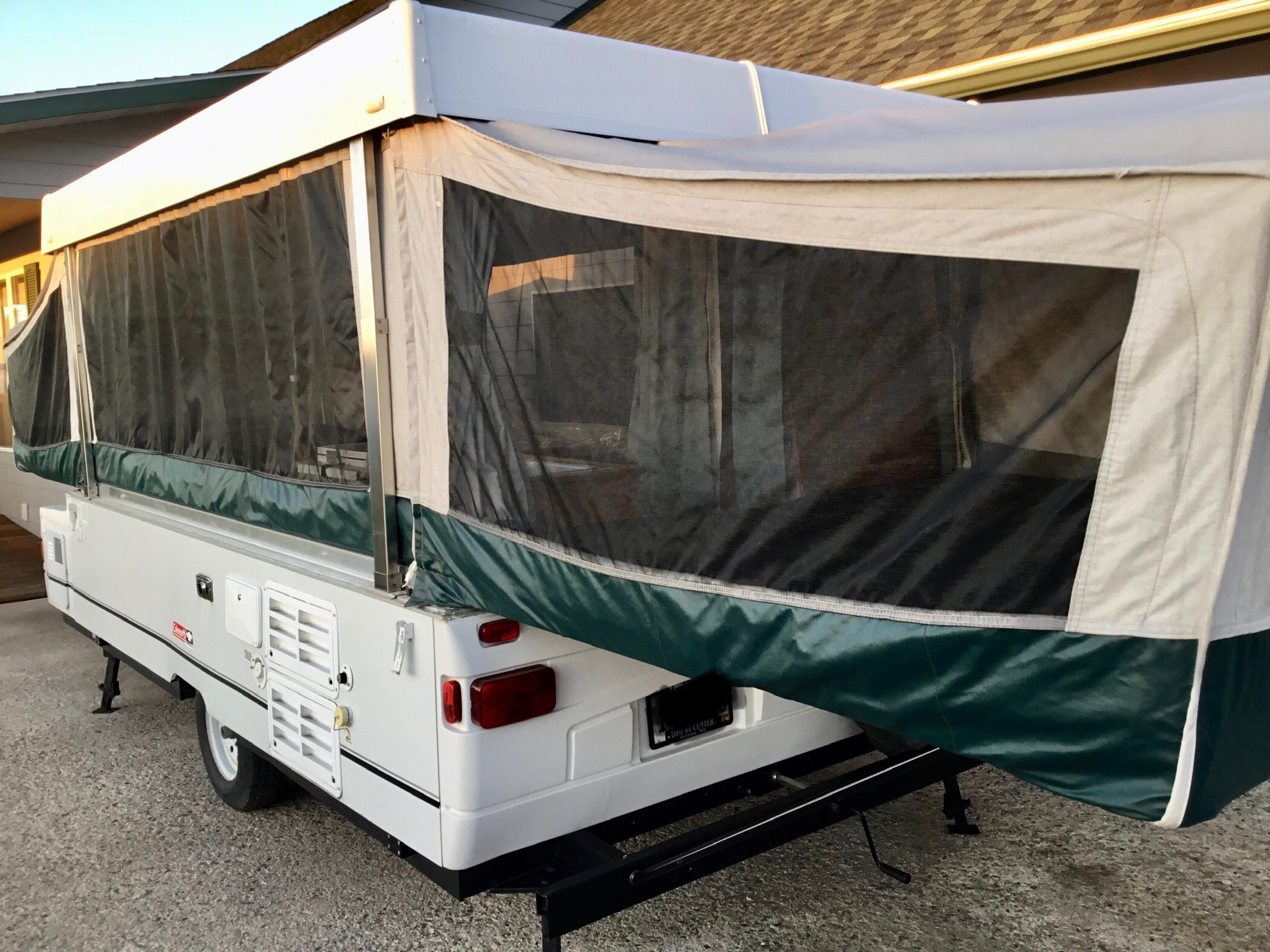 Folding trailer RV Rental 