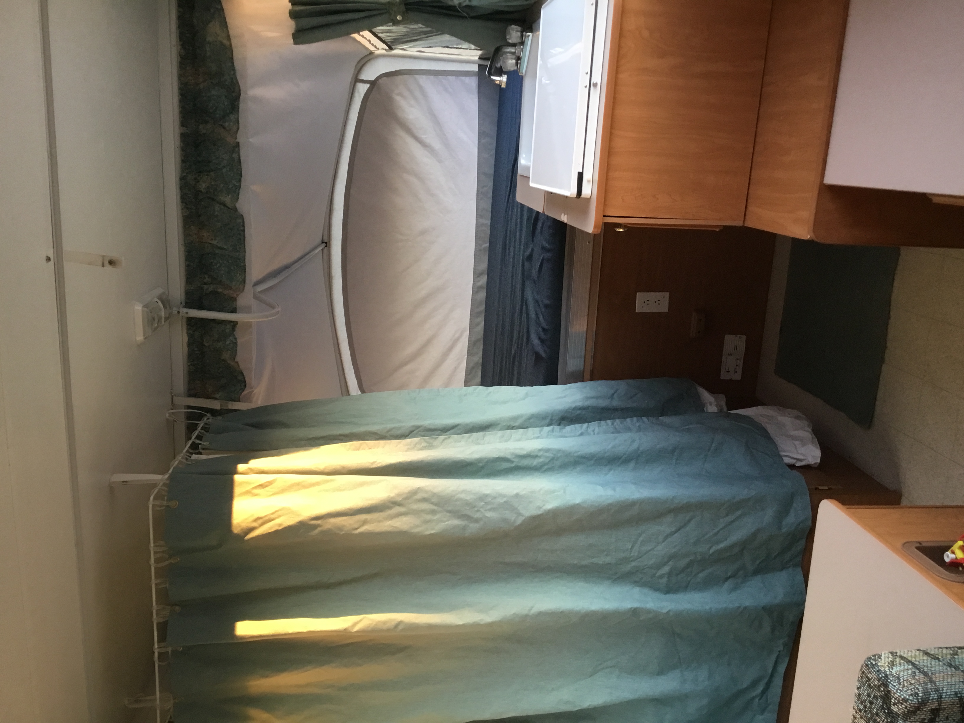 Folding trailer RV Rental 