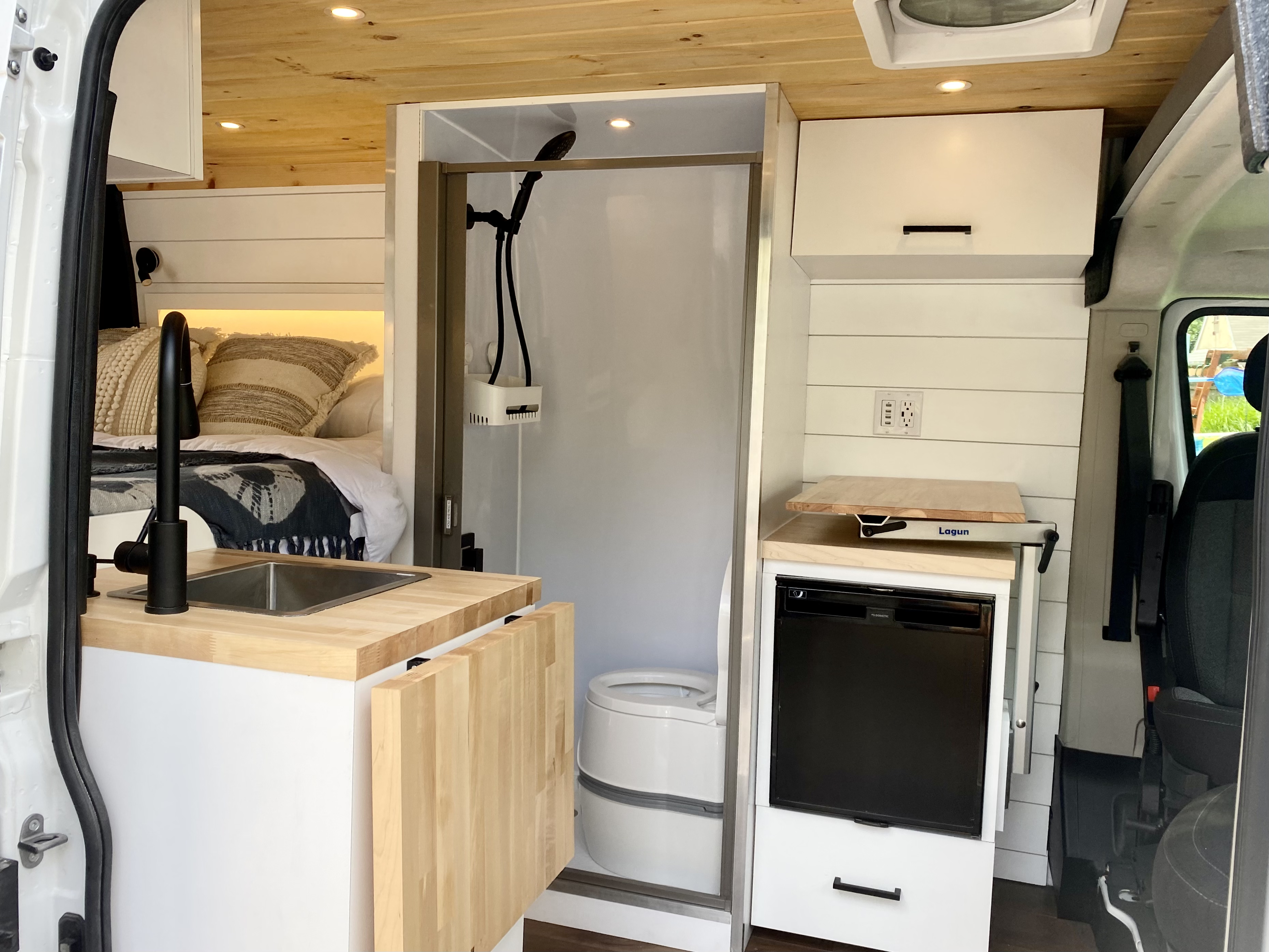 Camper van RV Rental 