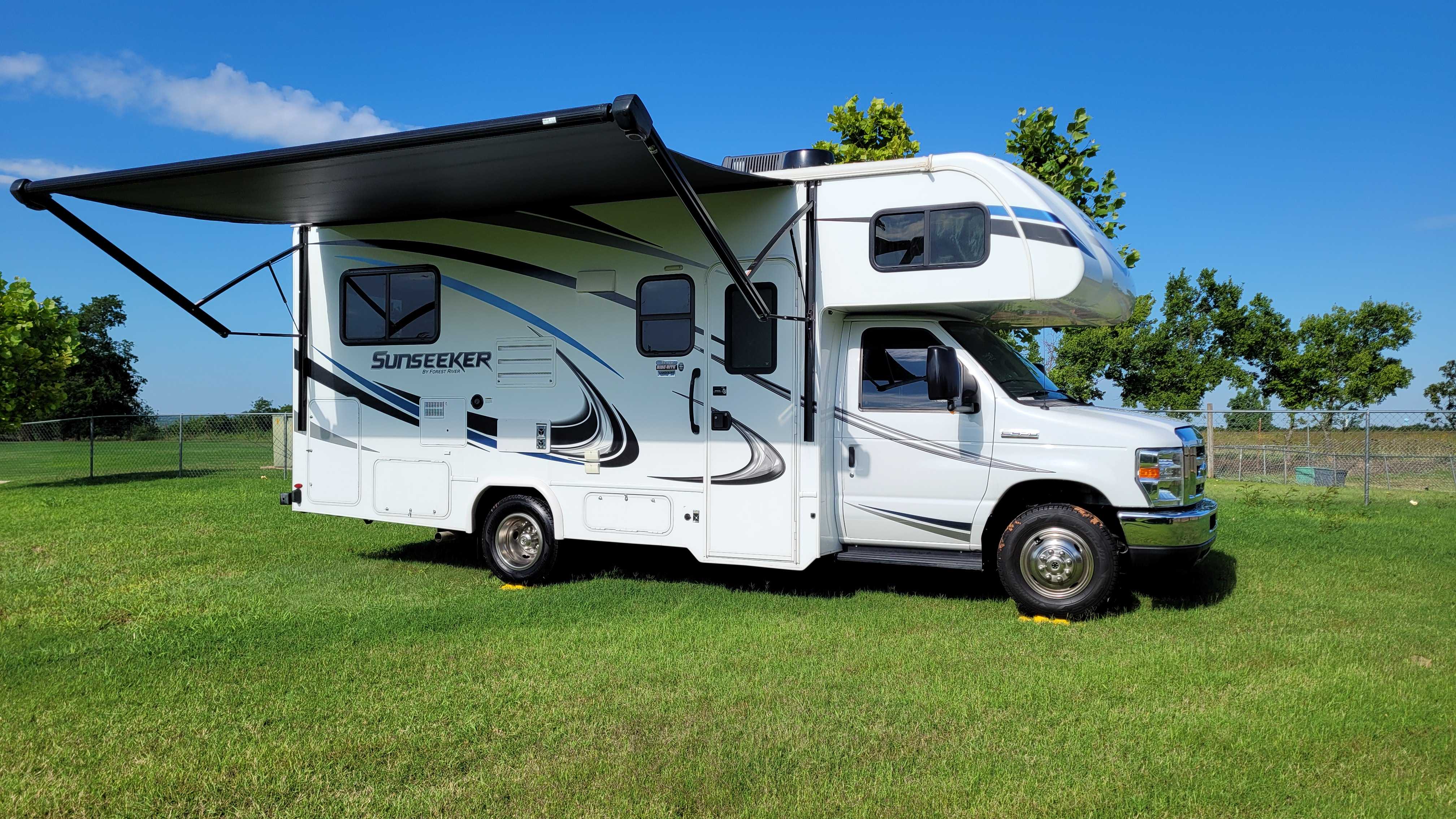 Our Family RV - 2019 Sunseeker