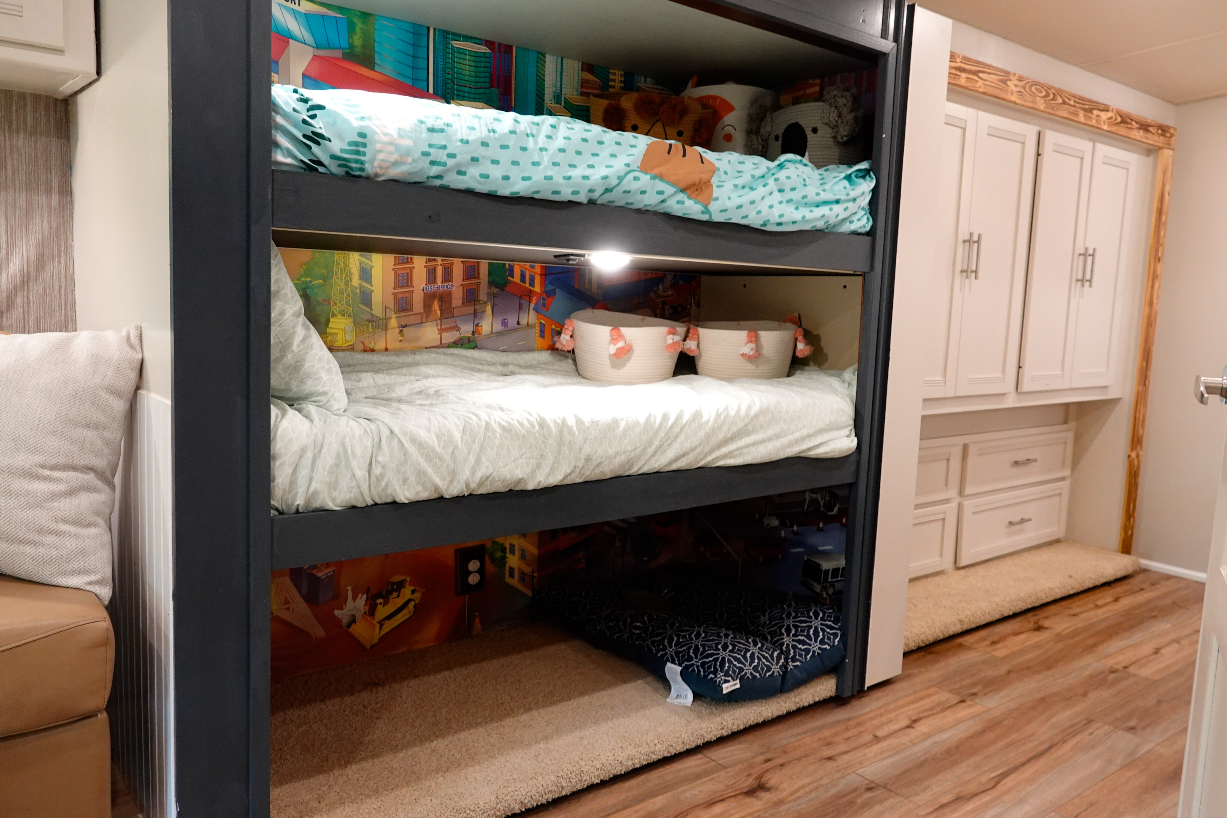 Bunk Beds. Third mattress has been removed but can be replaced if additional sleeping space is needed.. Itasca Solei 2015