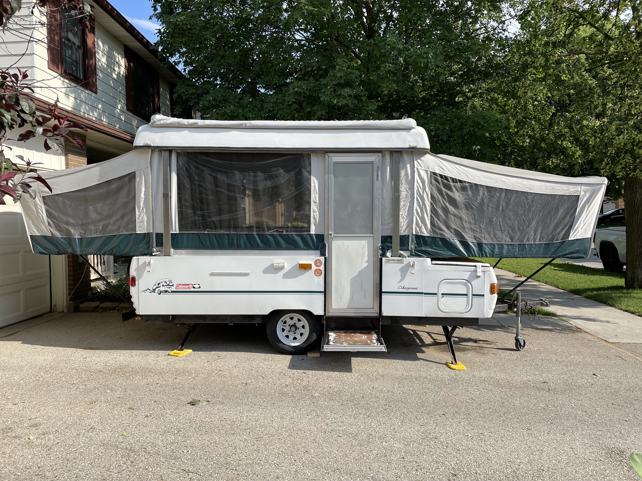 Coleman cheyenne pop up camper top