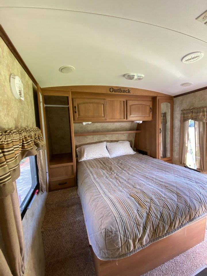 Keystone Outback 2012