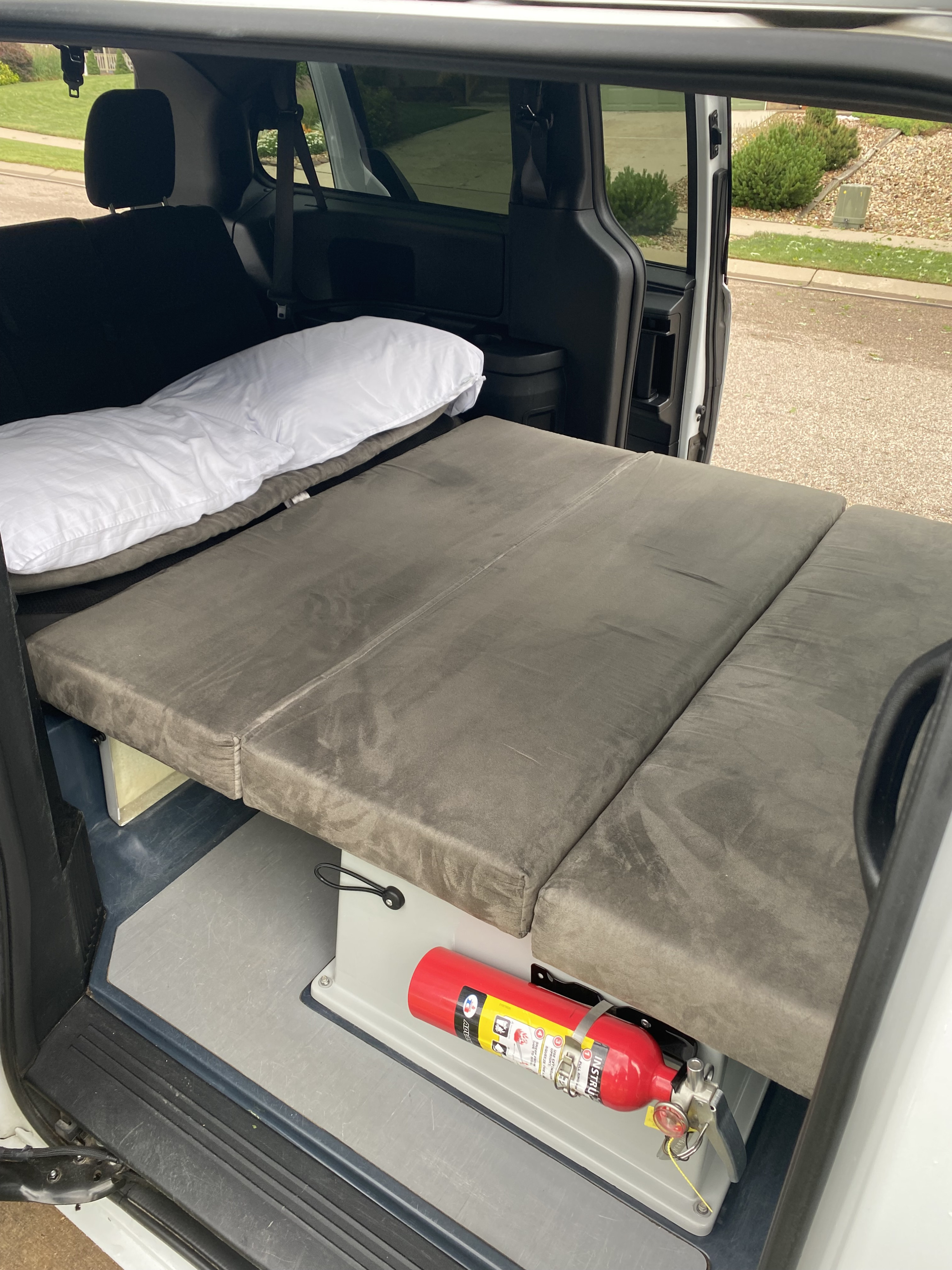 Sleeps 2. Linens and pillows included. . Dodge Other 2018