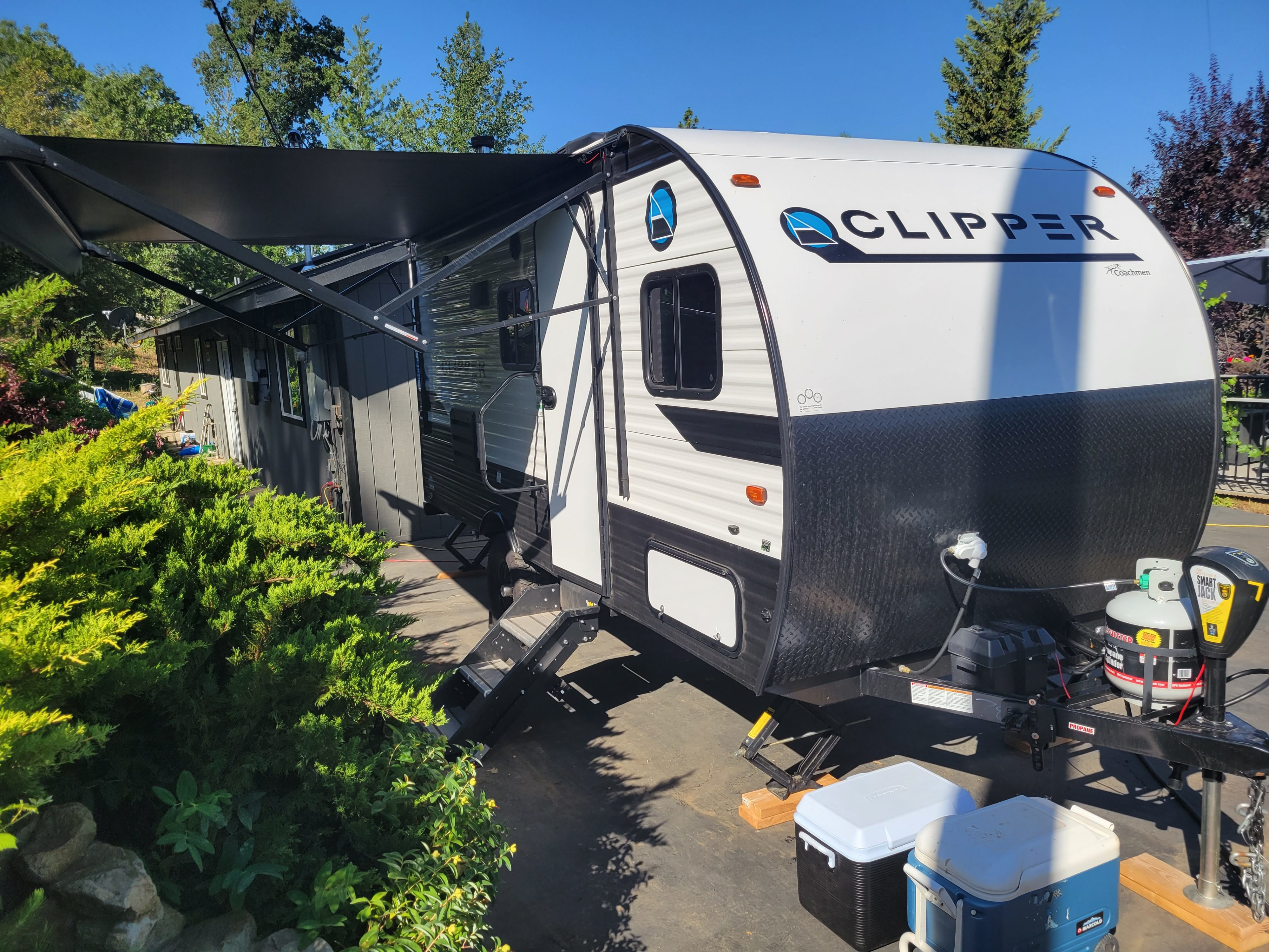 2021 Coachmen Clipper 17BH