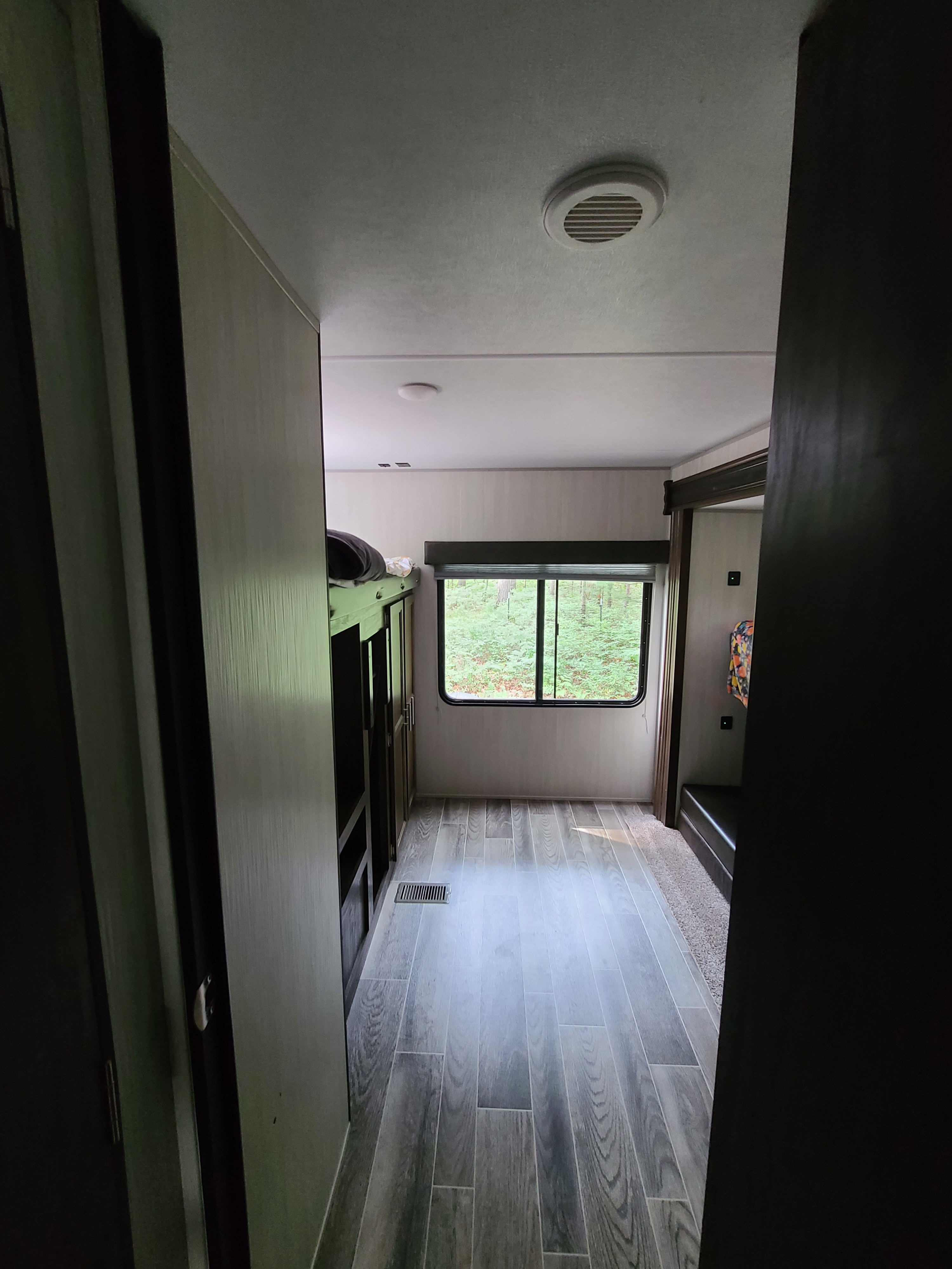 Forest River Cherokee Grey Wolf 2018