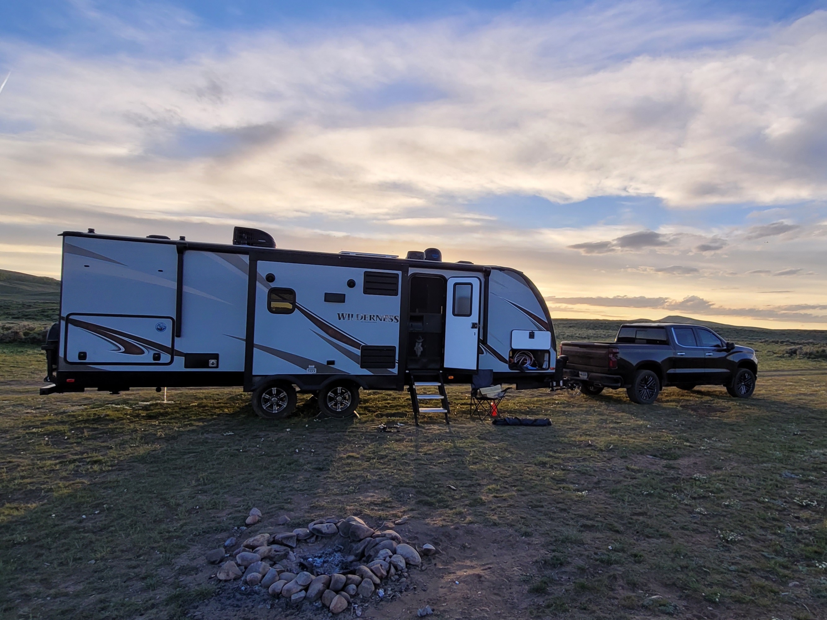2019 Heartland Wilderness With Starlink