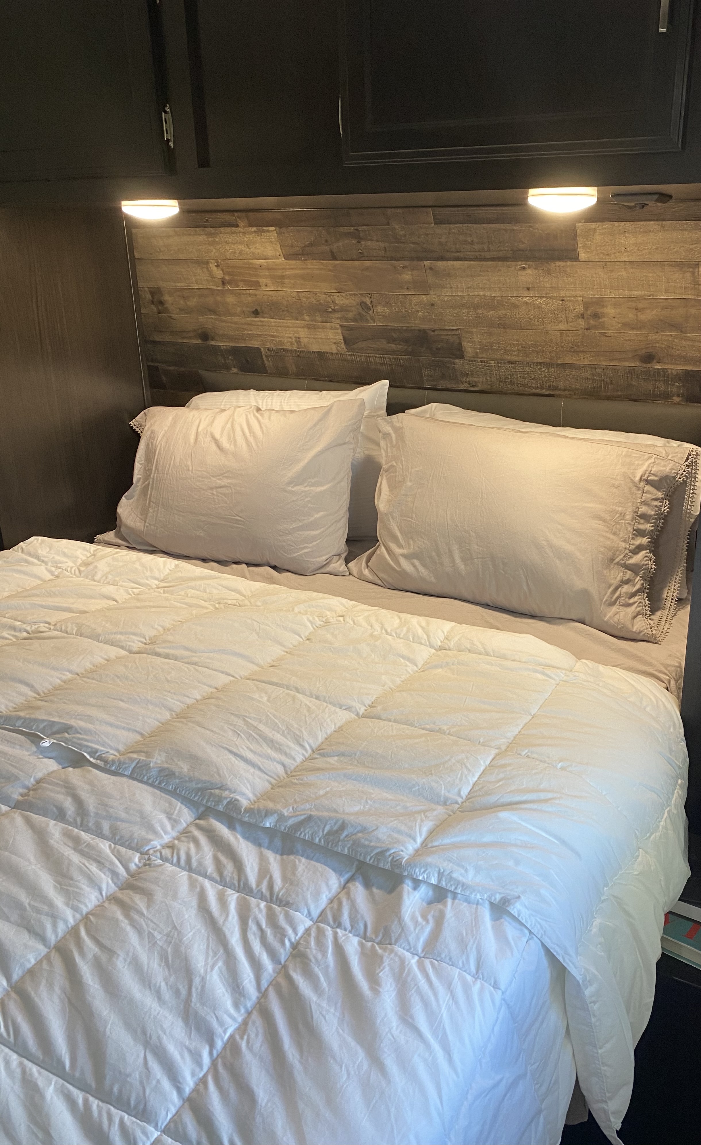 Venture Rv Sporttrek 2021