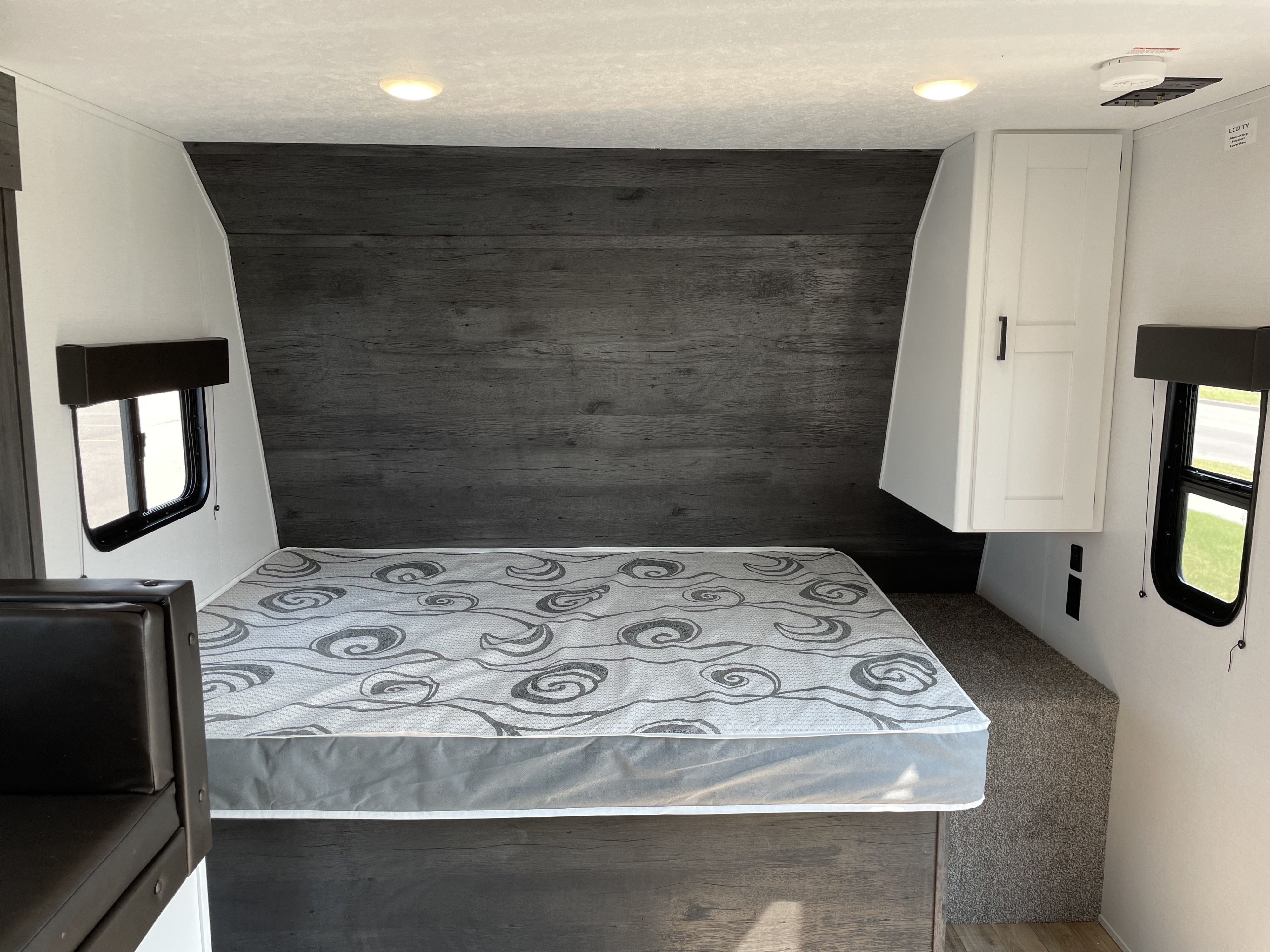 Keystone RV Hideout 2021