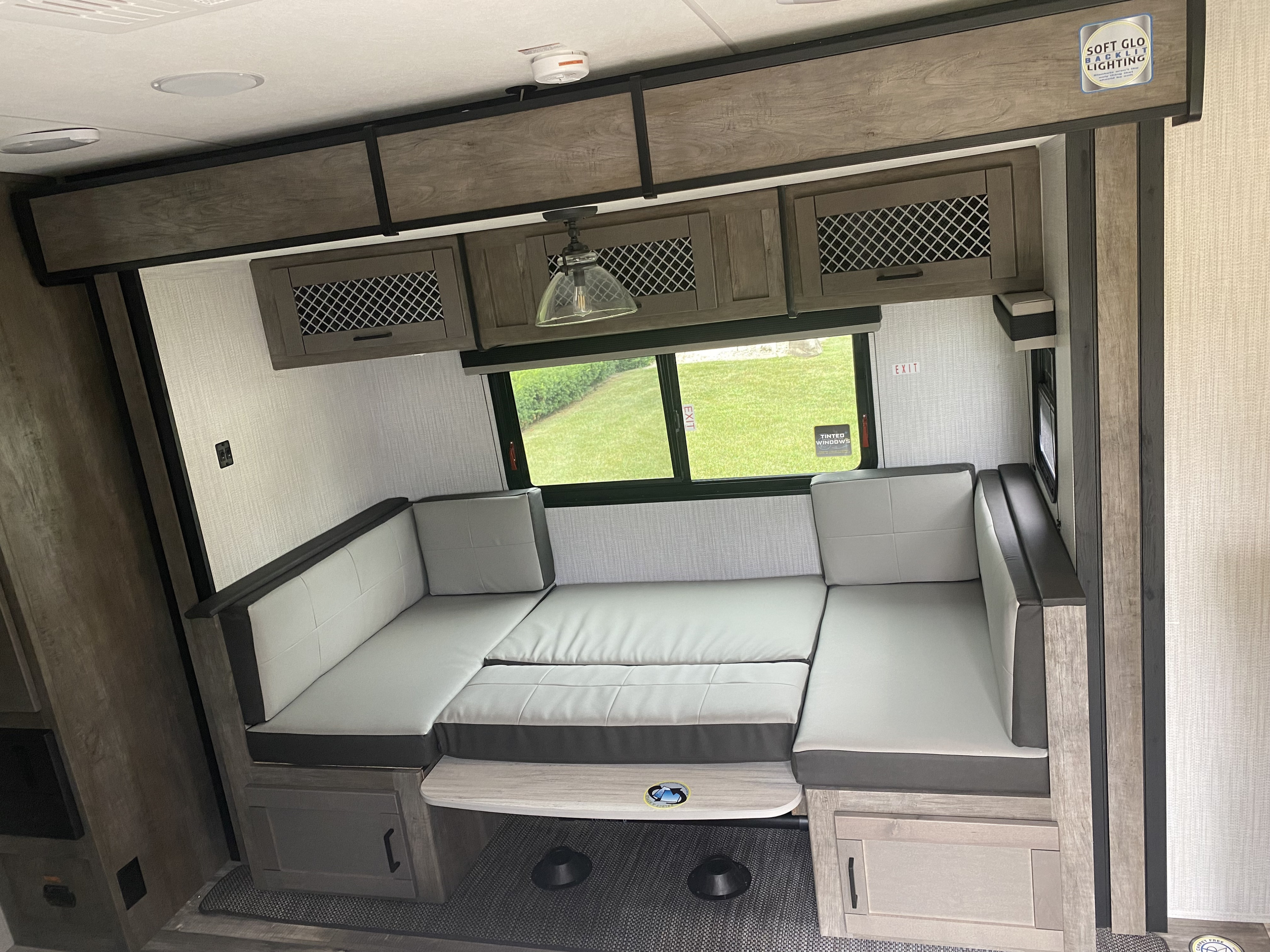 The dinning table transformed in a bed.. Heartland North Trail 2021