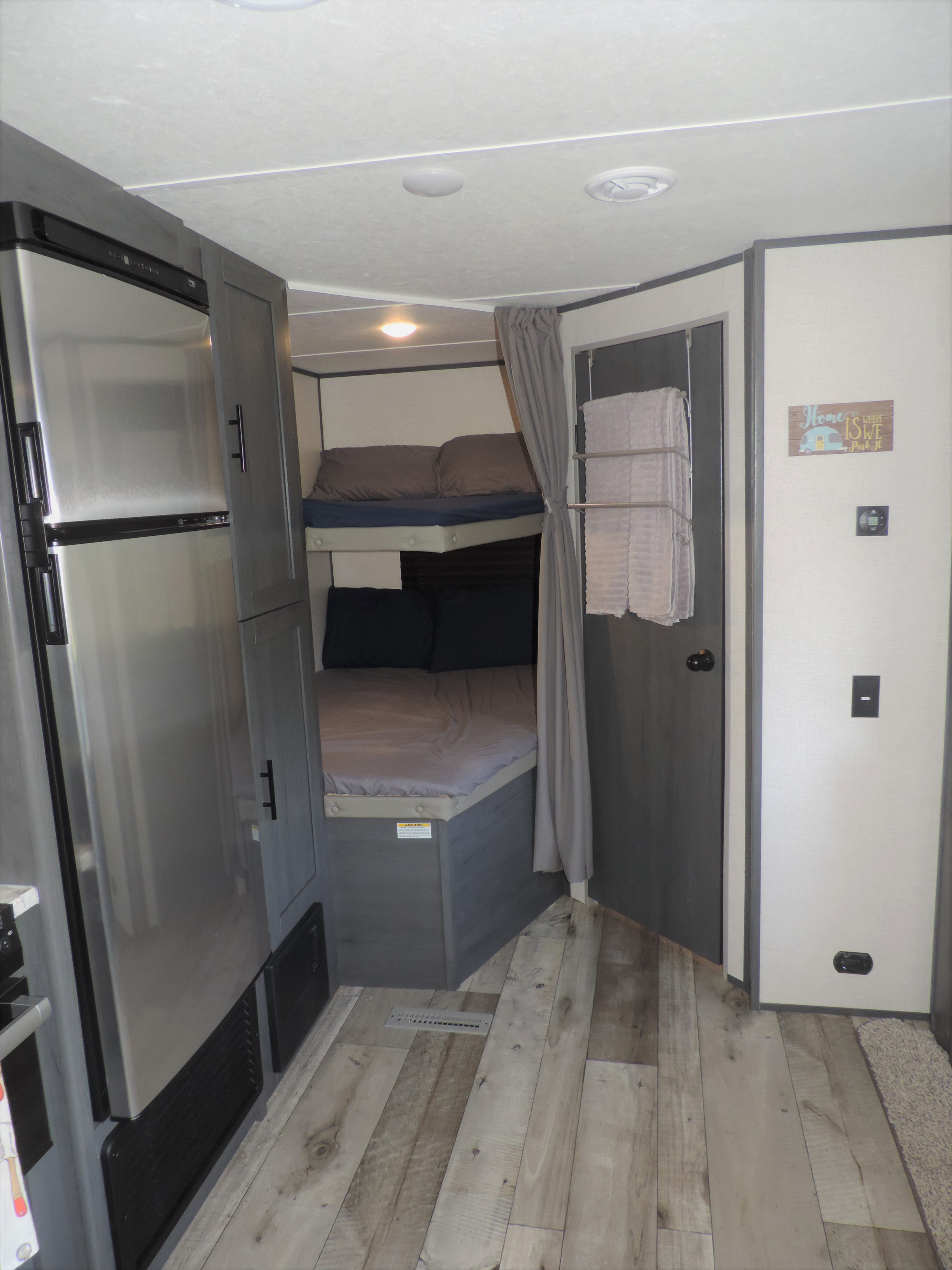 Double-Size Bunks. Dutchmen Other 2021