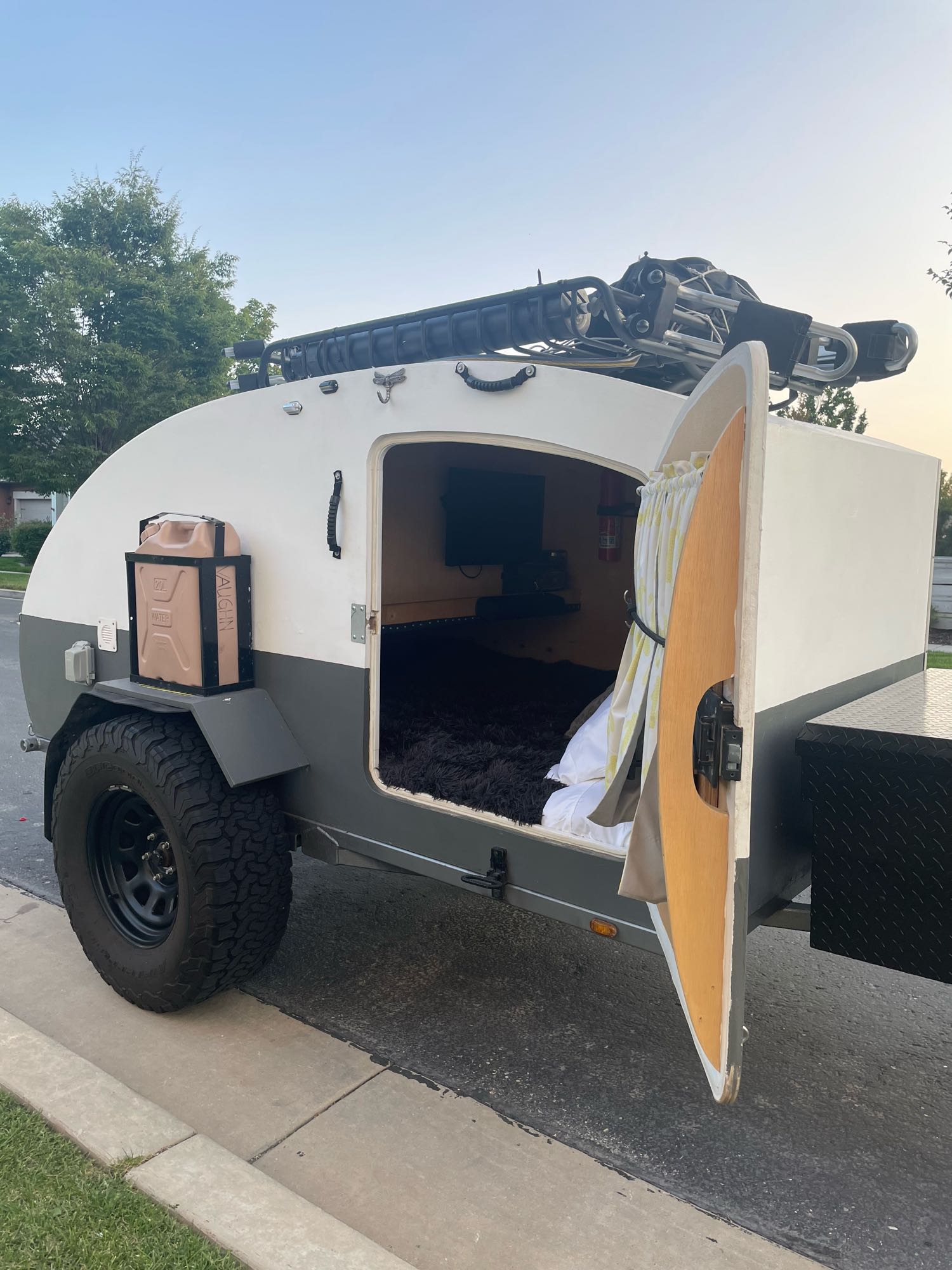 Travel trailer RV Rental 