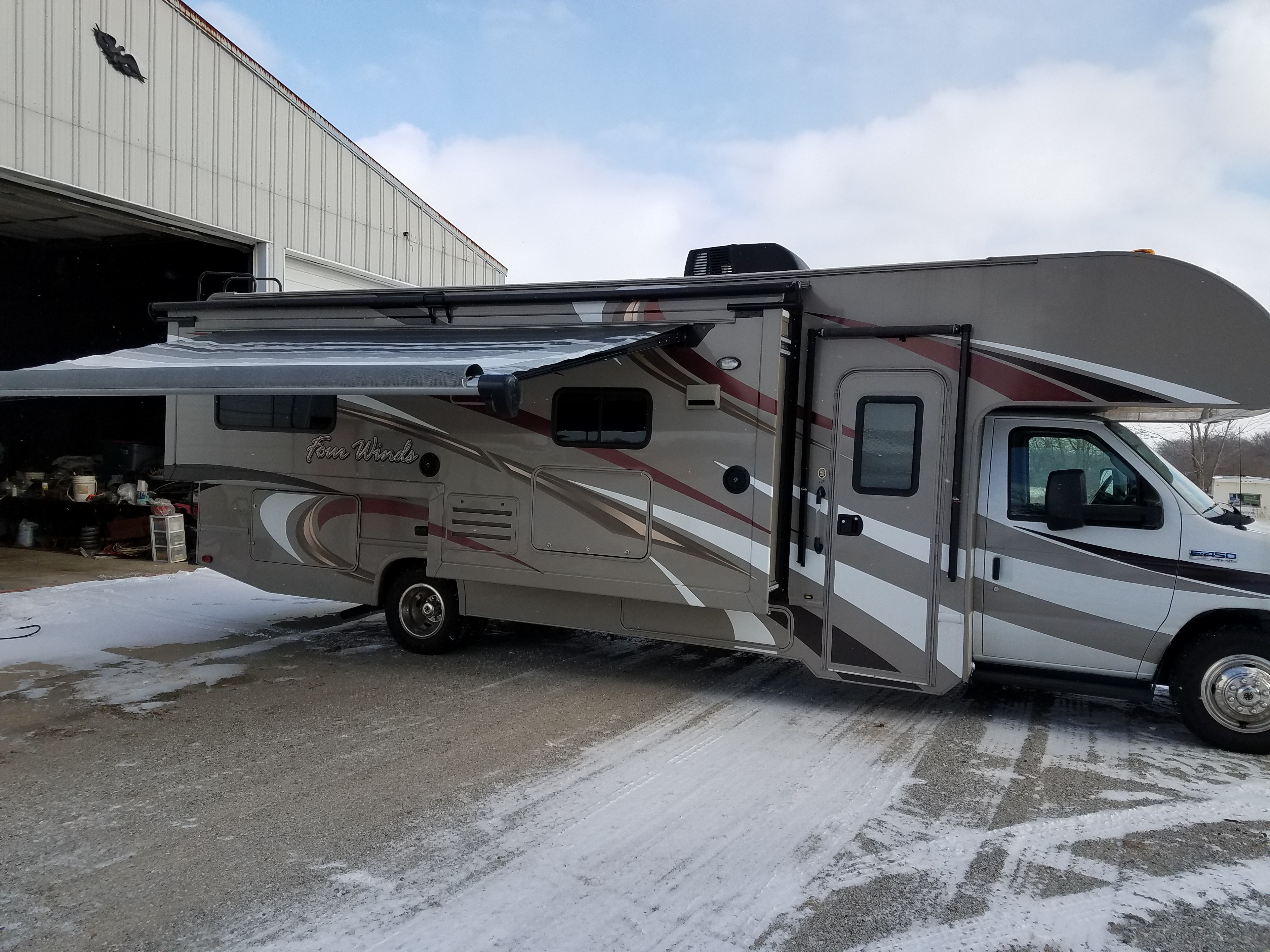 2016 Thor Motor Coach Four Winds
