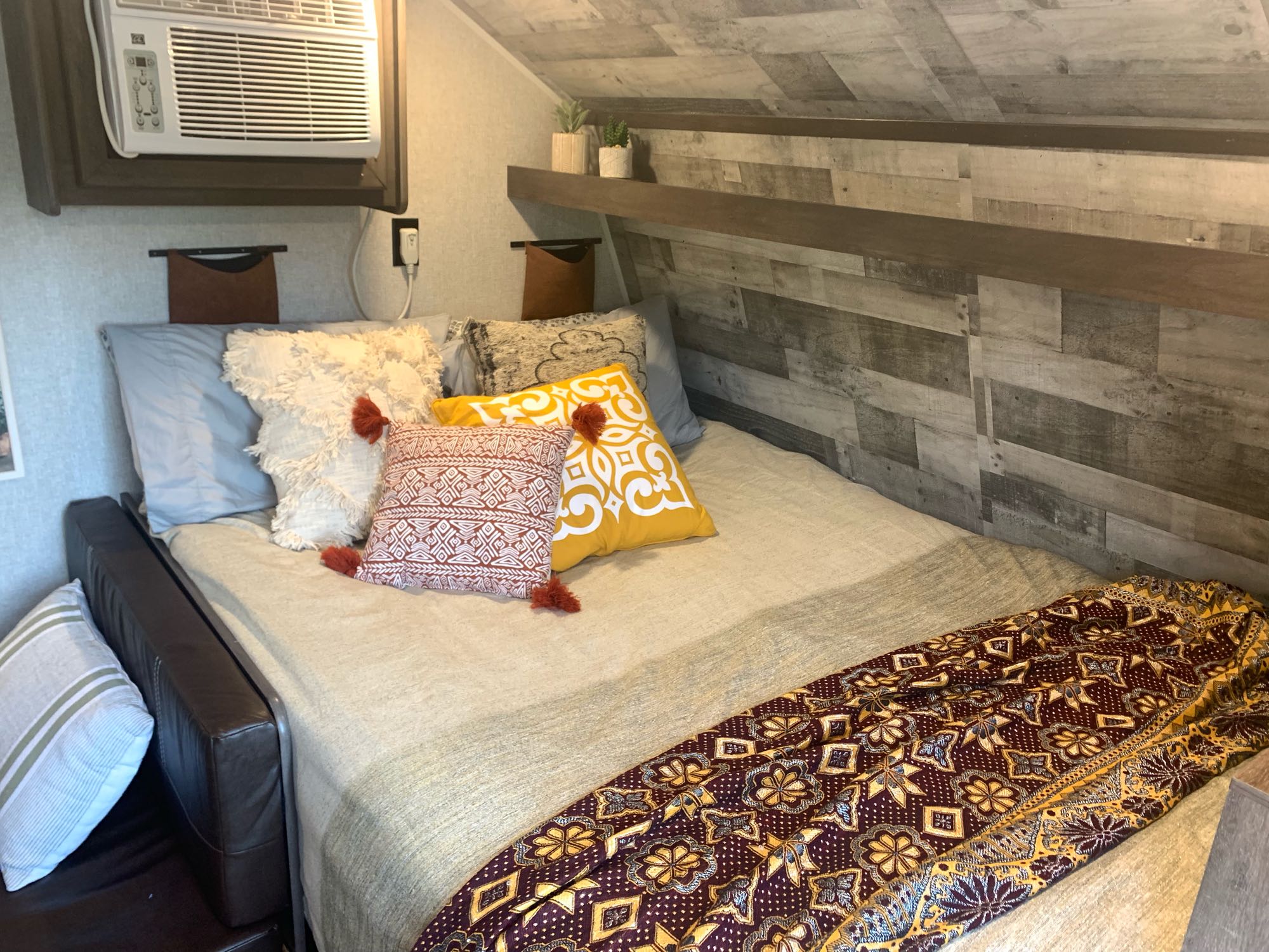 Whether it's the sweet magic of sleep... or... the other kind of magic 😉 . Everyone agrees that the Master bed is where the magic happens.. Other Other 2021