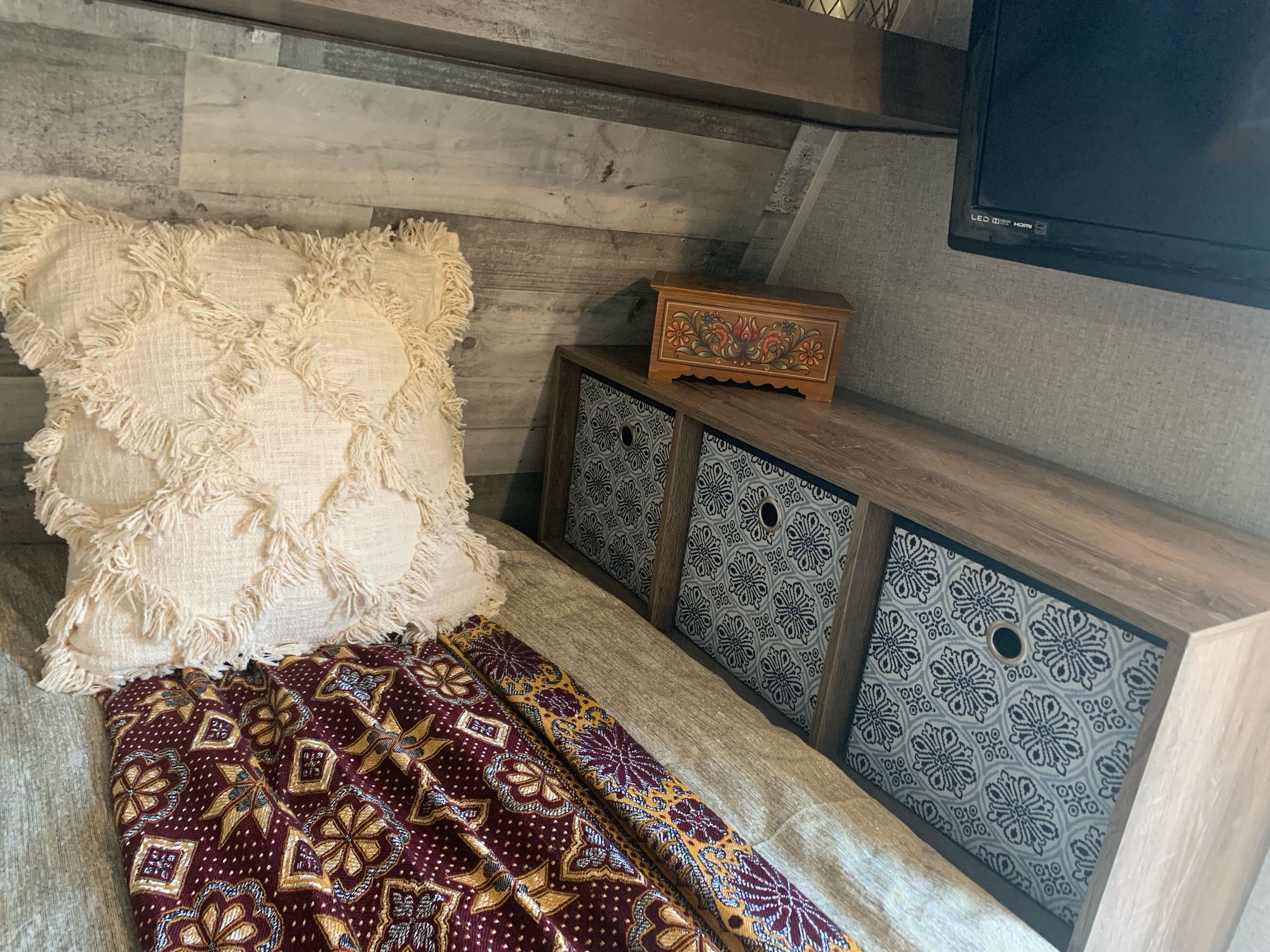 "I have far too much storage space, said no one ever" 😜
There aren't any walk in closets in the Boho Bunkhouse, but there are these 3 cut cubbies.. Other Other 2021