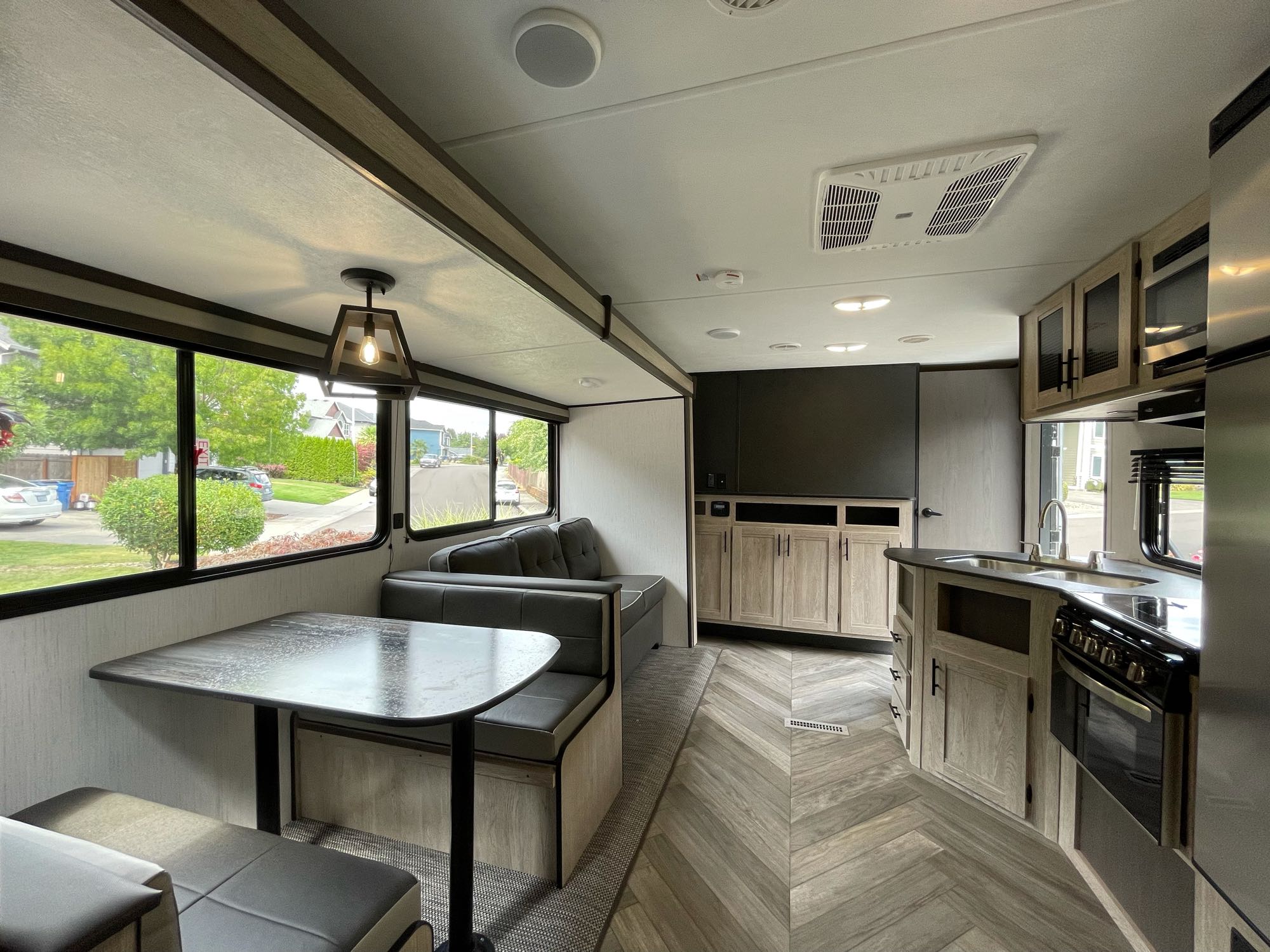 Travel trailer RV Rental 