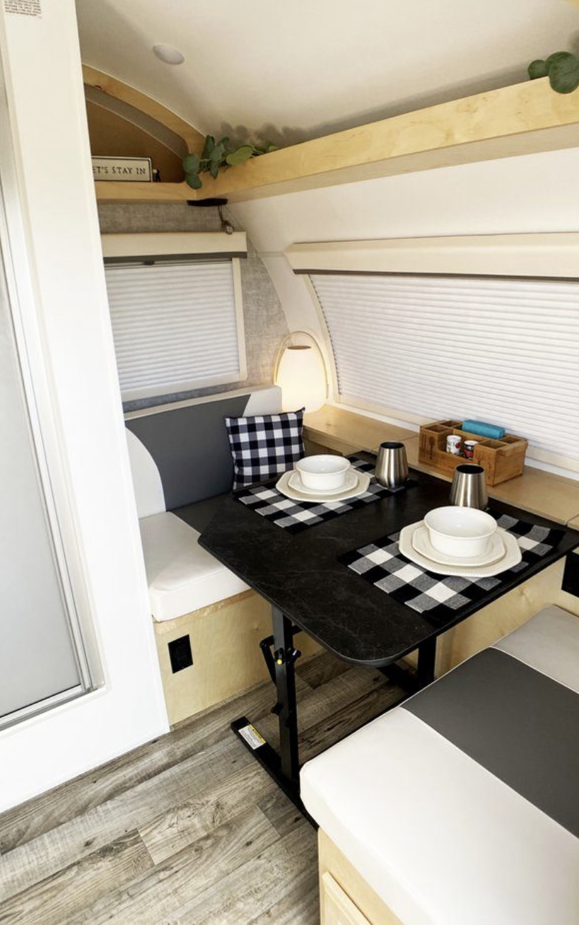 Travel trailer RV Rental 