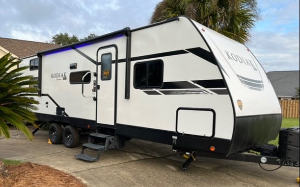 “Kool Kodiak”  Brand New 2021 Dutchmen Kodiak