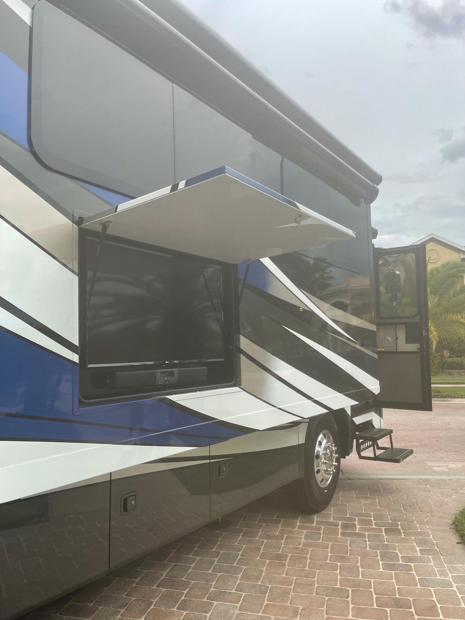 Class A RV Rental 