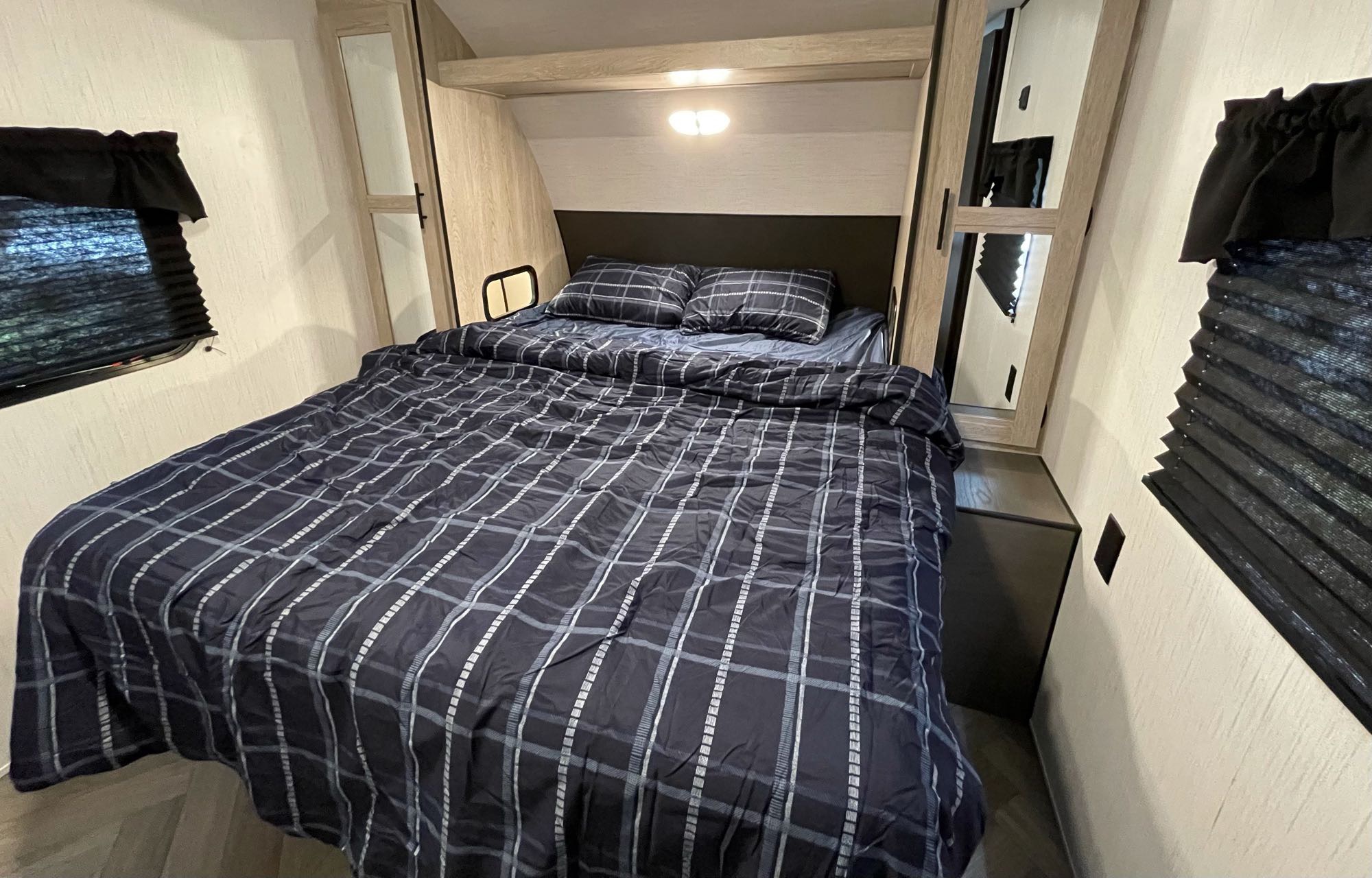 Travel trailer RV Rental 