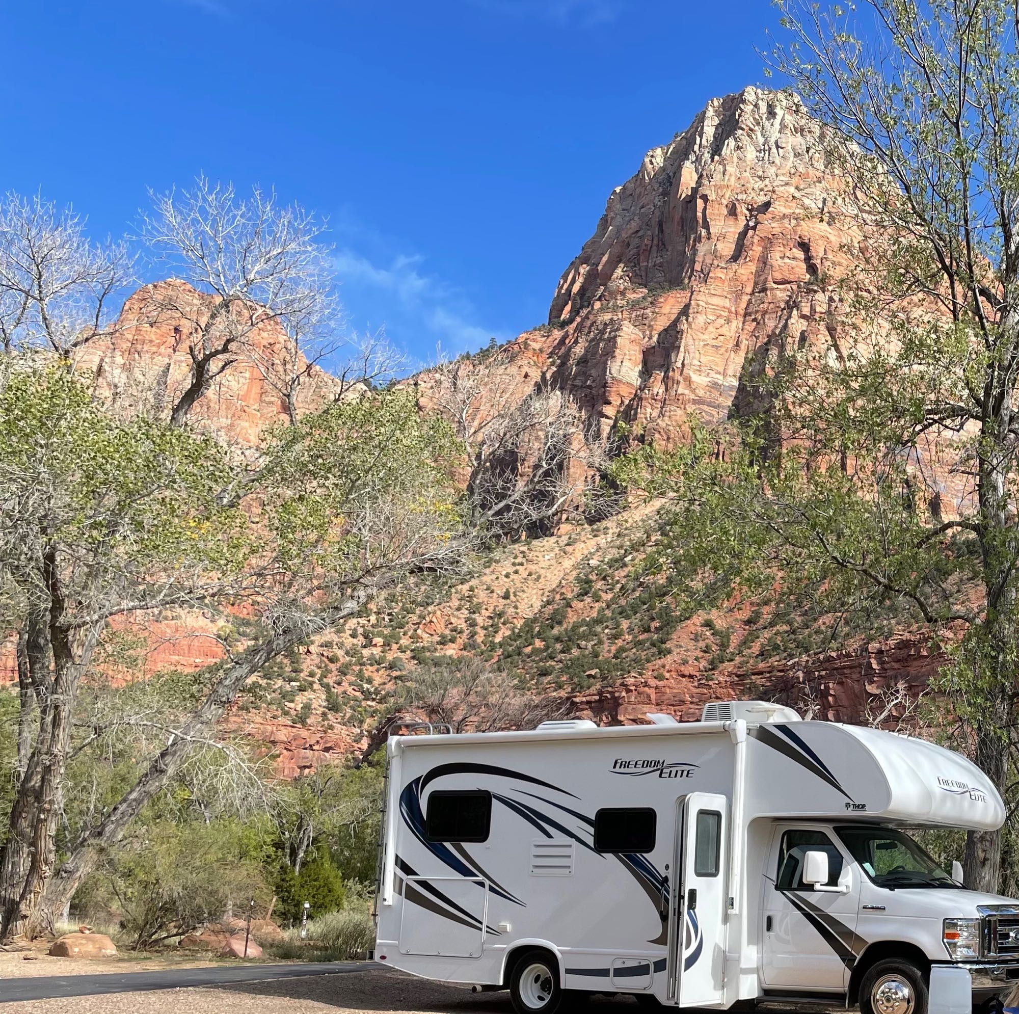 19 Thor Motor Coach Freedom Elite 22 Hef Class C Rental In Las Vegas Nv Outdoorsy 19 Thor Motor Coach Freedom Elite 22 Hef Class C Rental In Las Vegas Nv Outdoorsy
