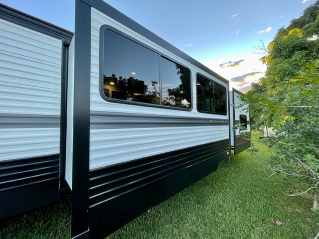Travel trailer RV Rental 