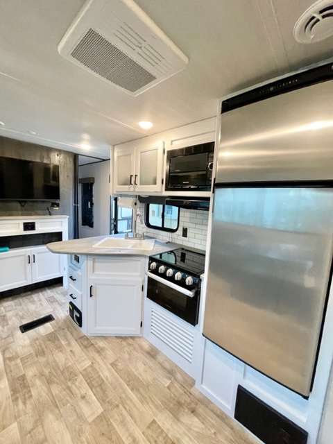 Travel trailer RV Rental 